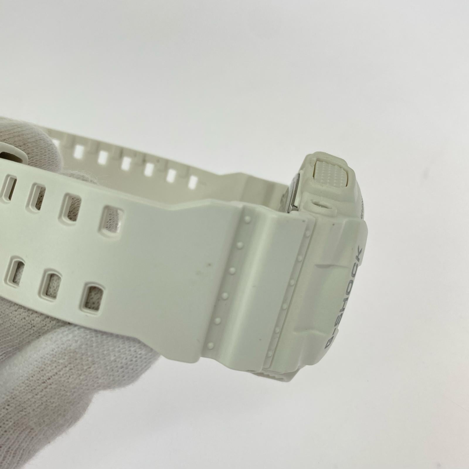 腕時計 GA-110TL ホワイト×ブルーグラデーション ホワイト