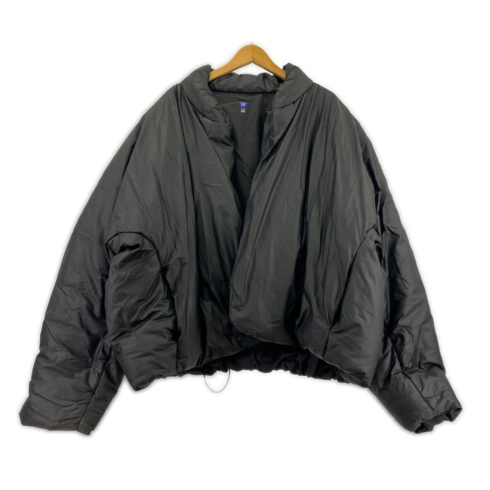 ダウンジャケット Yeezy gap Round Jacket L ブラック