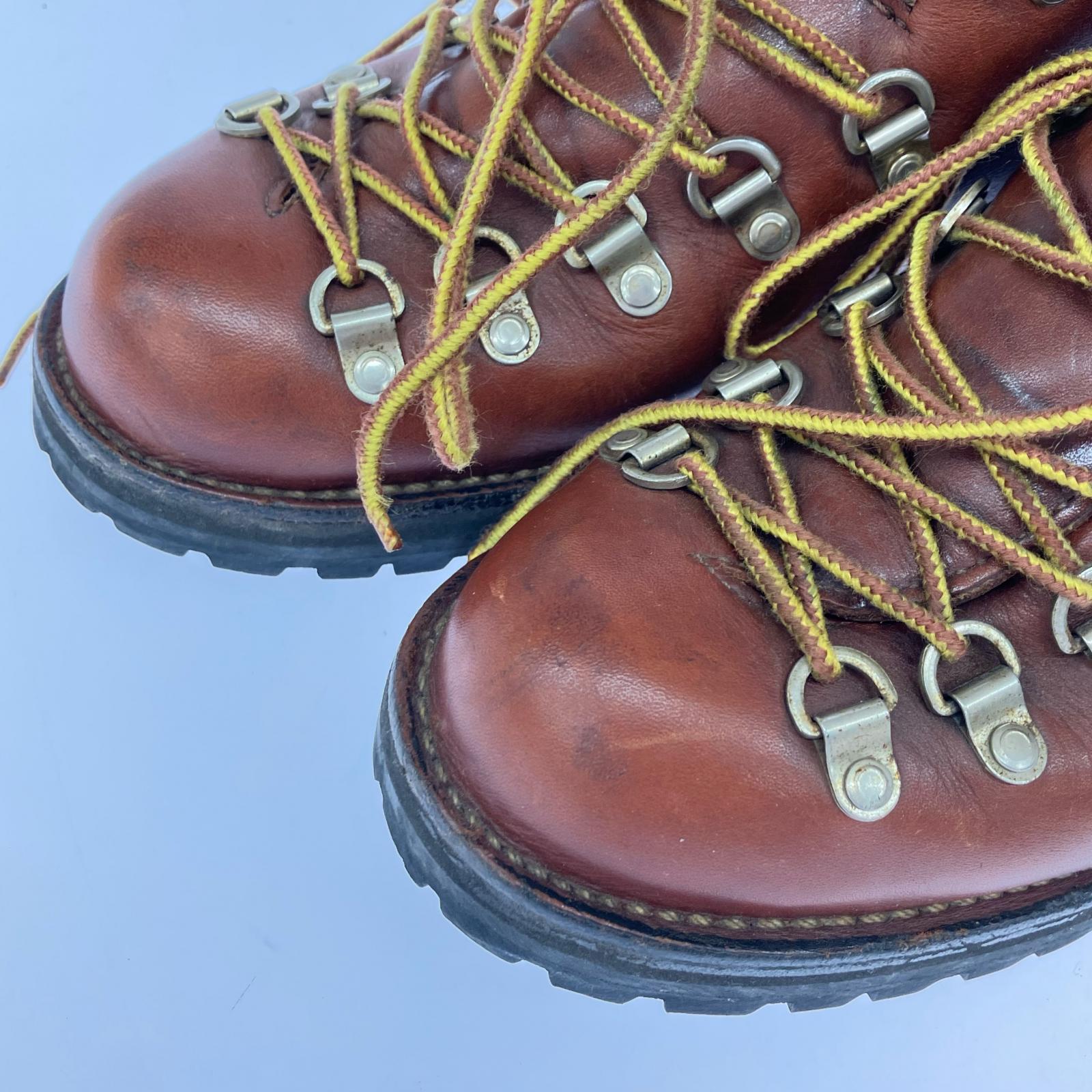 ブーツ GORE-TEX 黒タグ トレッキングブーツ ブラウン (US7) ブラウン