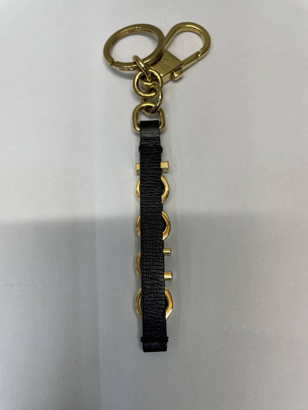 GUCCI スクリプト キーチェーン 773970
