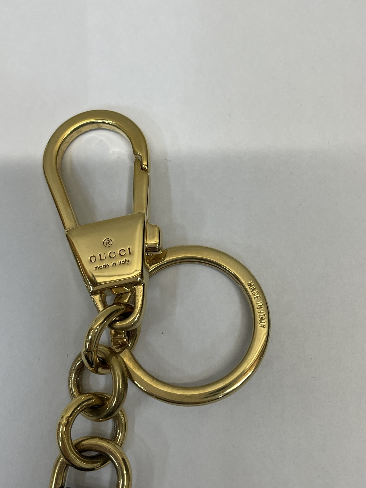 GUCCI スクリプト キーチェーン 773970