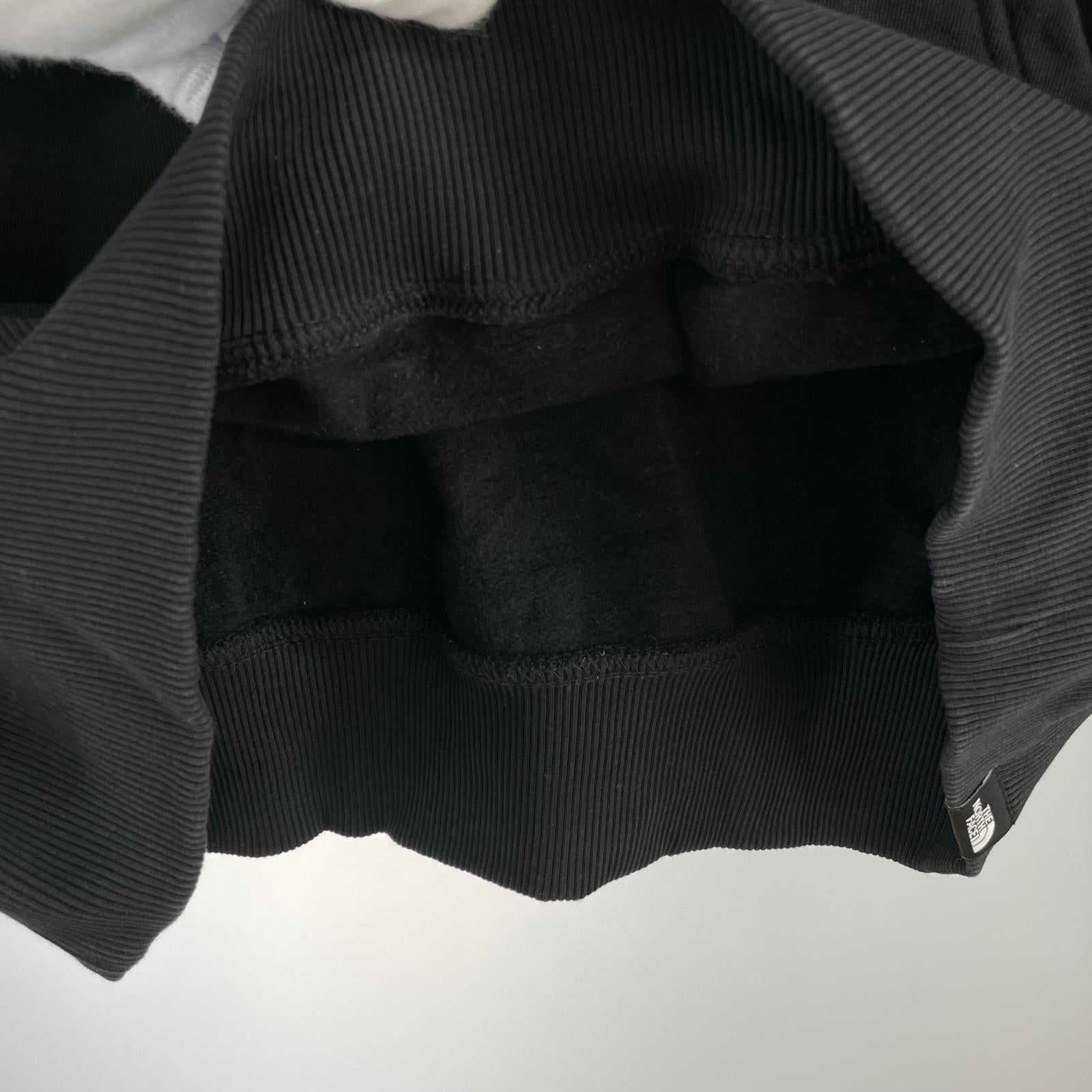 パーカー ロゴ 黒(XL) ブラック
