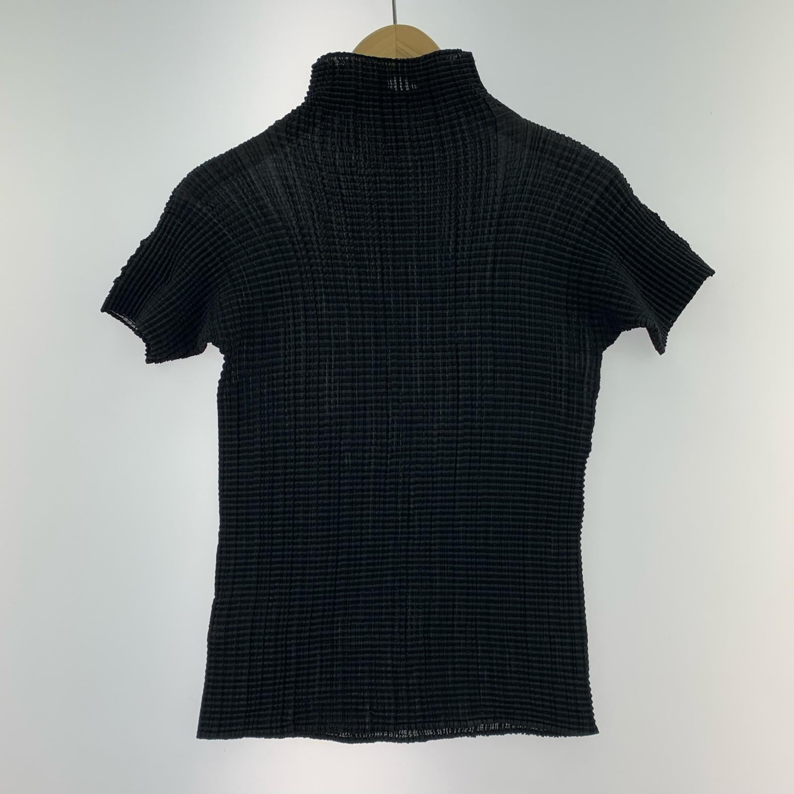 半袖Tシャツ ISSEY MIYAKE プリーツハイネックトップス IM92-FT104 黒 (M) M ブラック