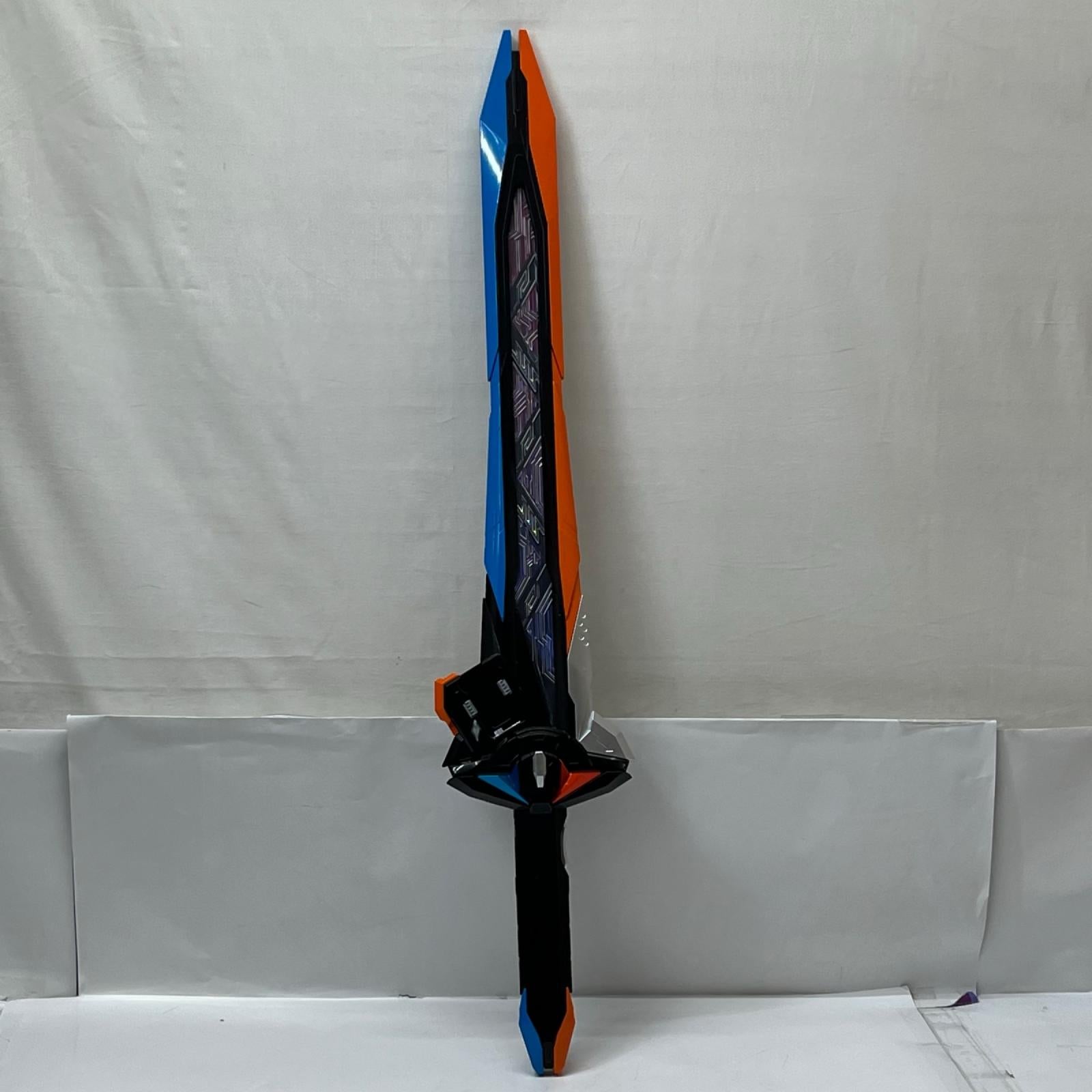 PREMIUM DX レイジングソード 仮面ライダーギーツ バンダイ フィギュア/グッズ