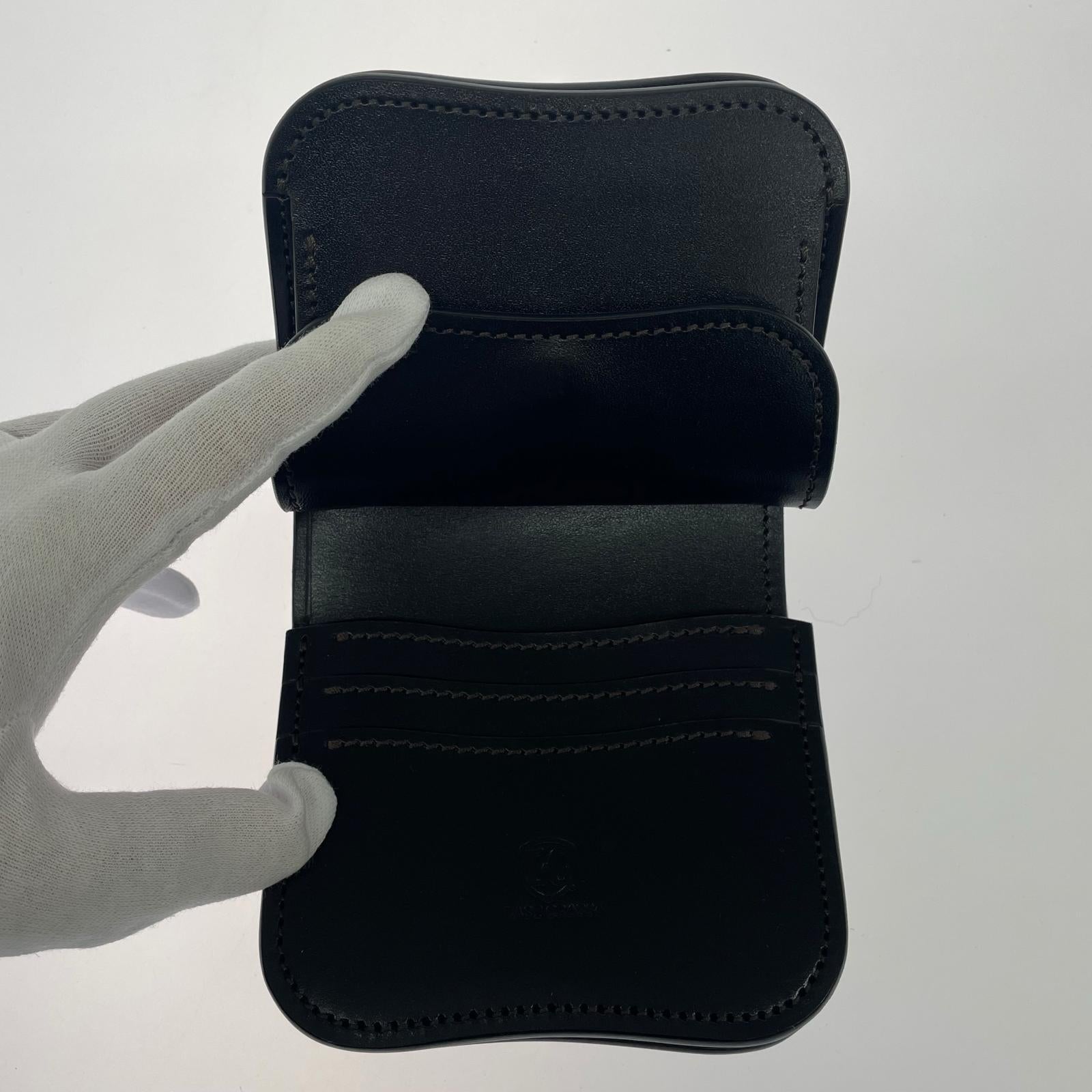 コンパクトウォレット LAST CROPS LC SPANKER I Saddle Pull Up 黒 ブラック
