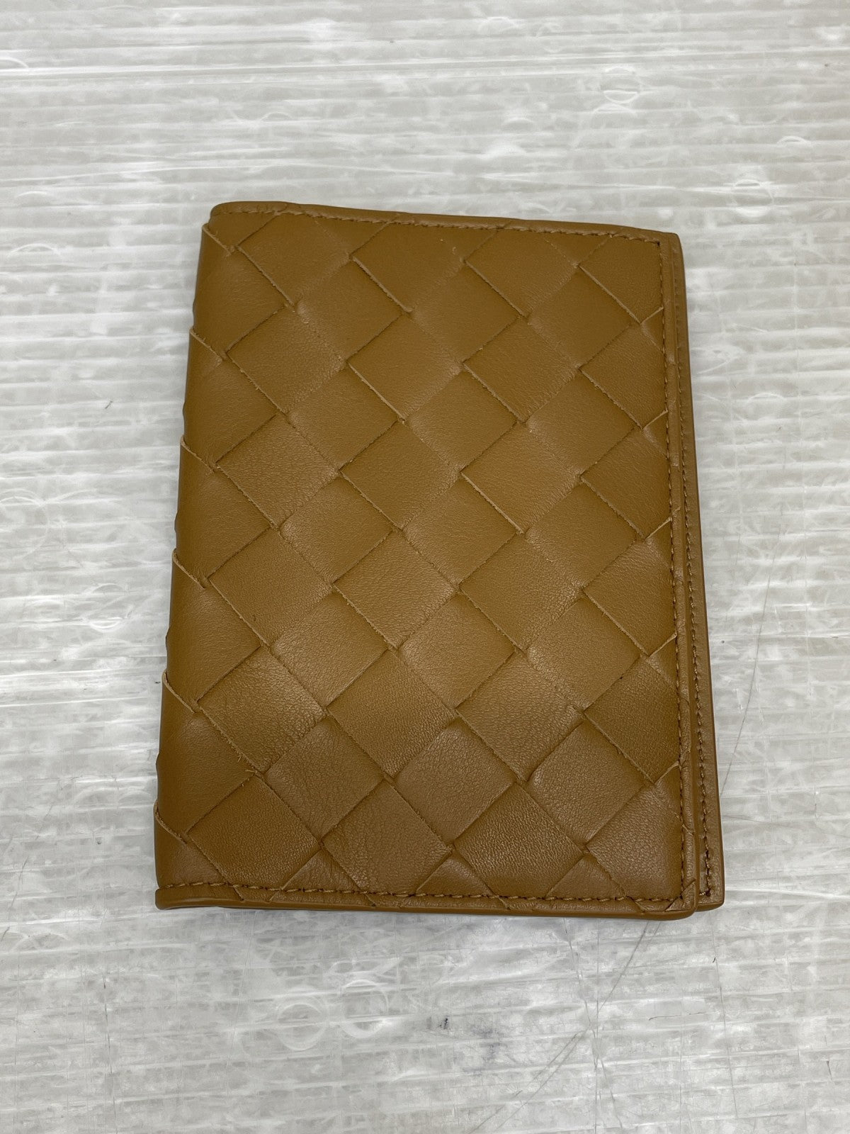 Bottega Veneta マキシイントレチャート 手帳カバー ブラウン