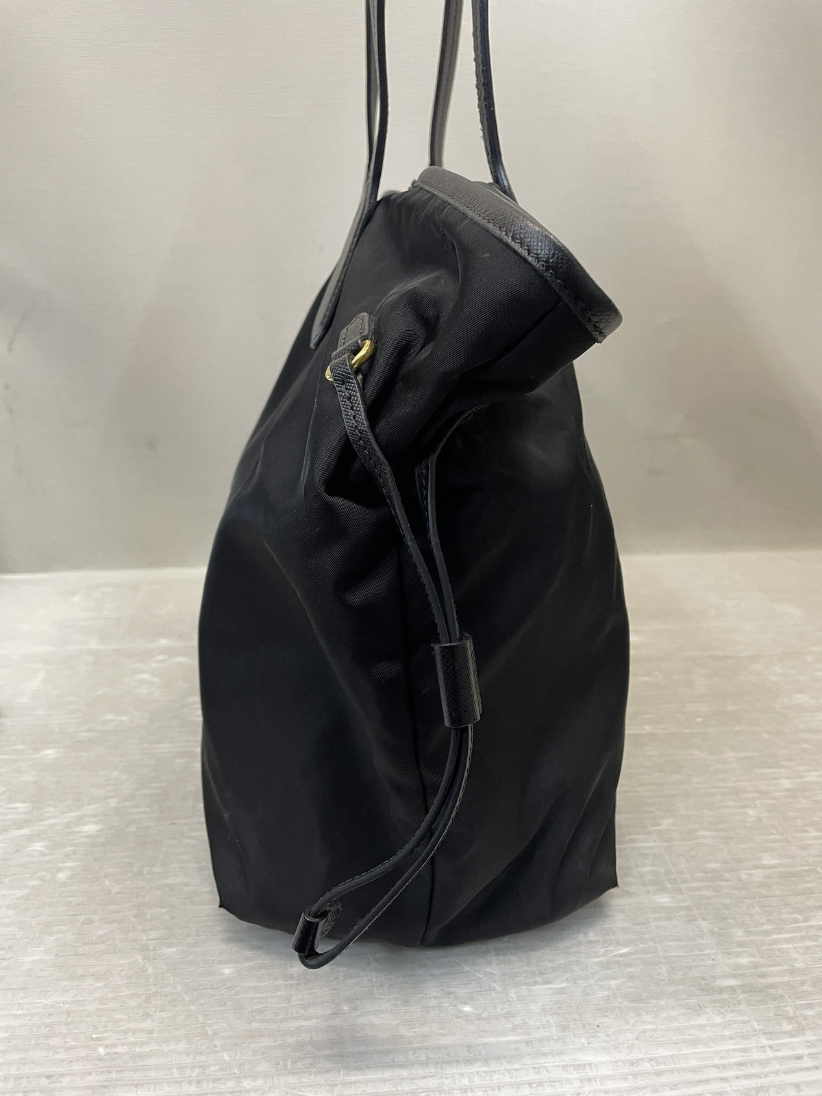 PRADA セミショルダー ナイロントートバッグ 黒