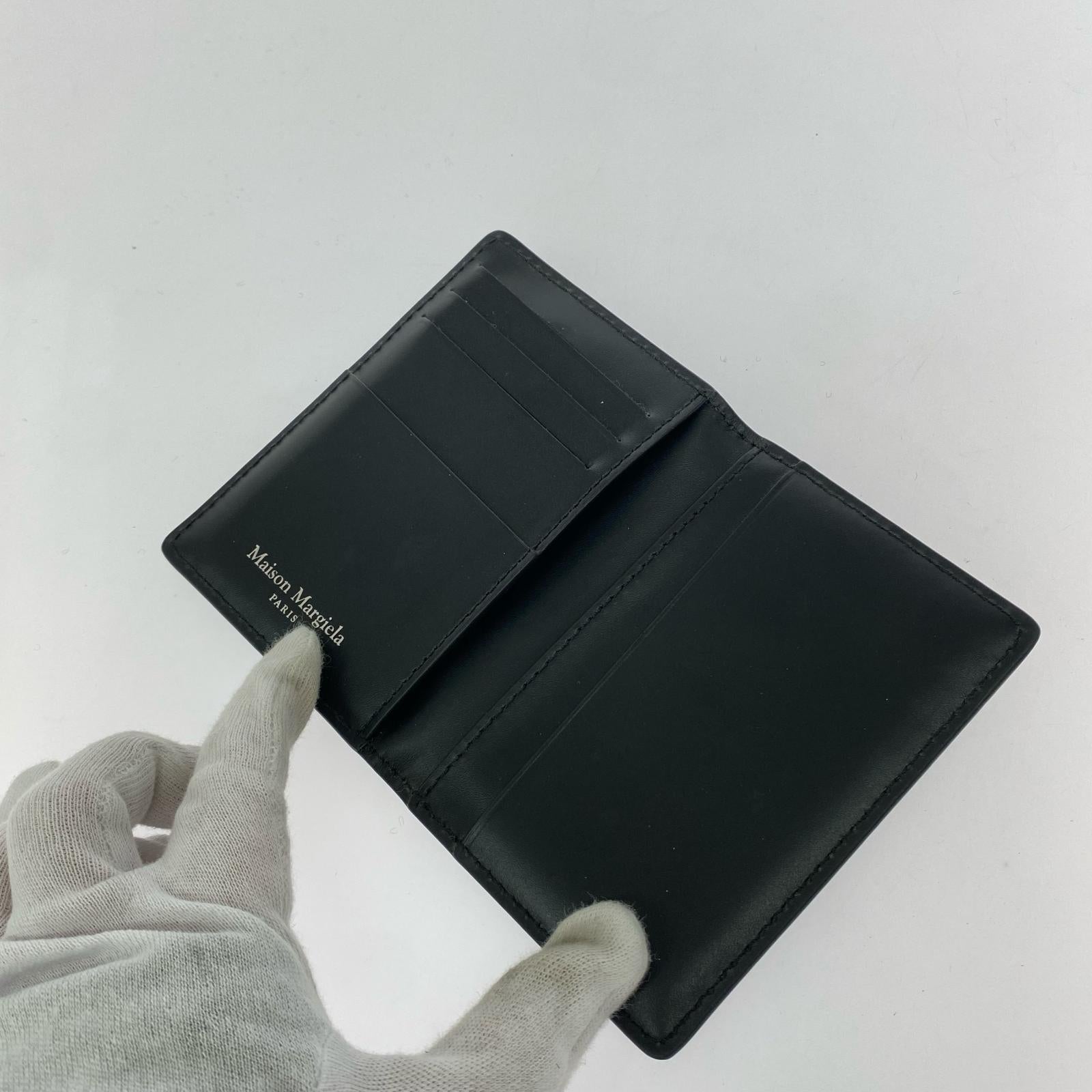 コンパクトウォレット S55UI0203 ブラック
