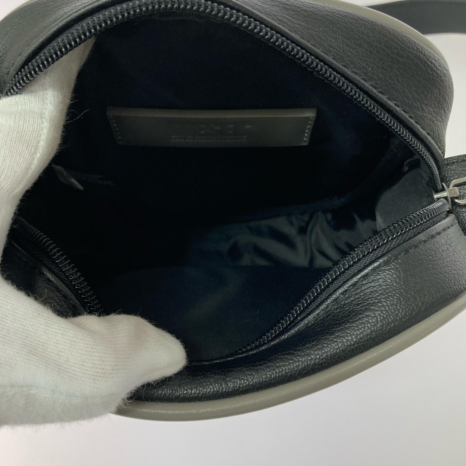 ショルダーバッグ DIESEL ショルダーバッグ ブラック