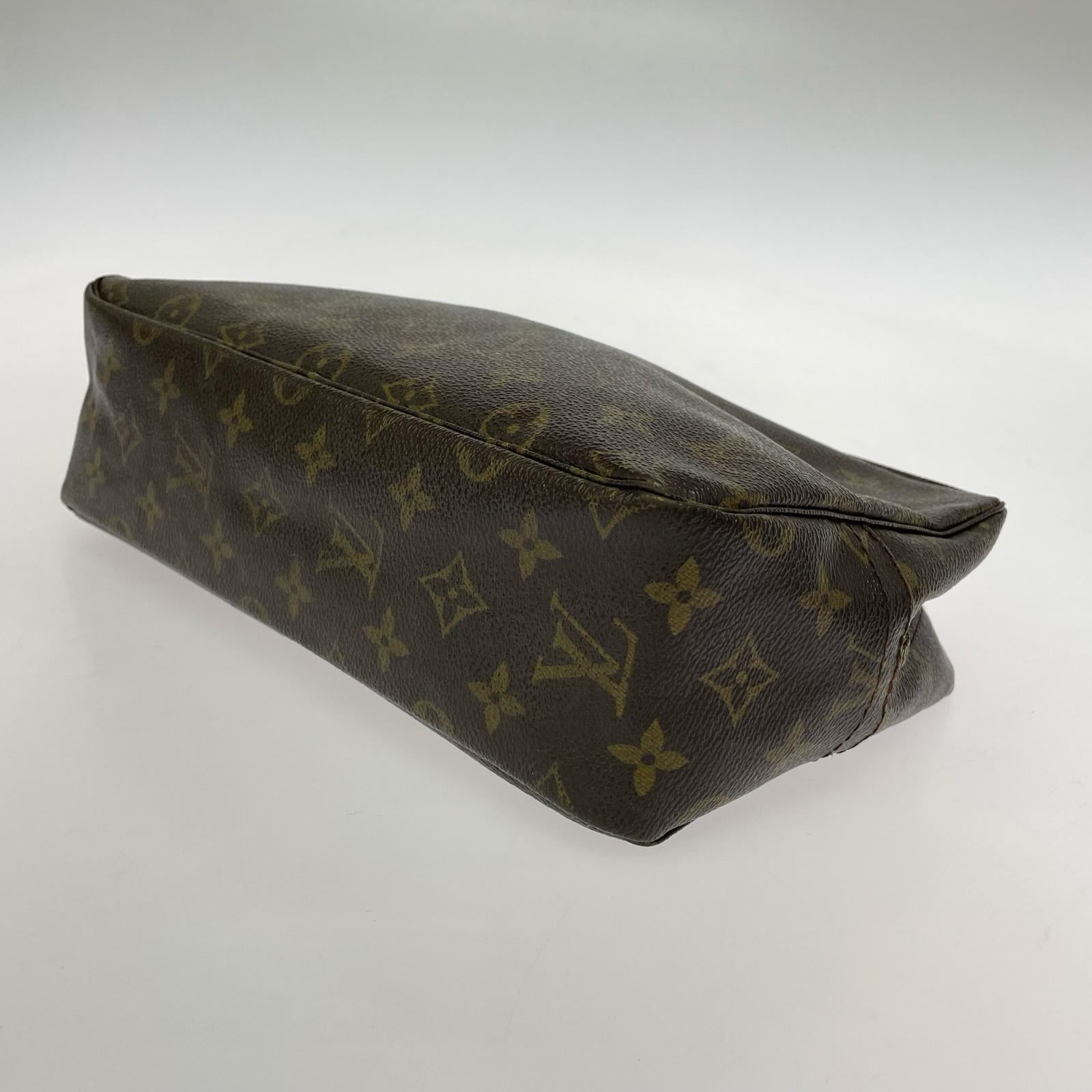 LV トゥルーストワレ28 モノグラム