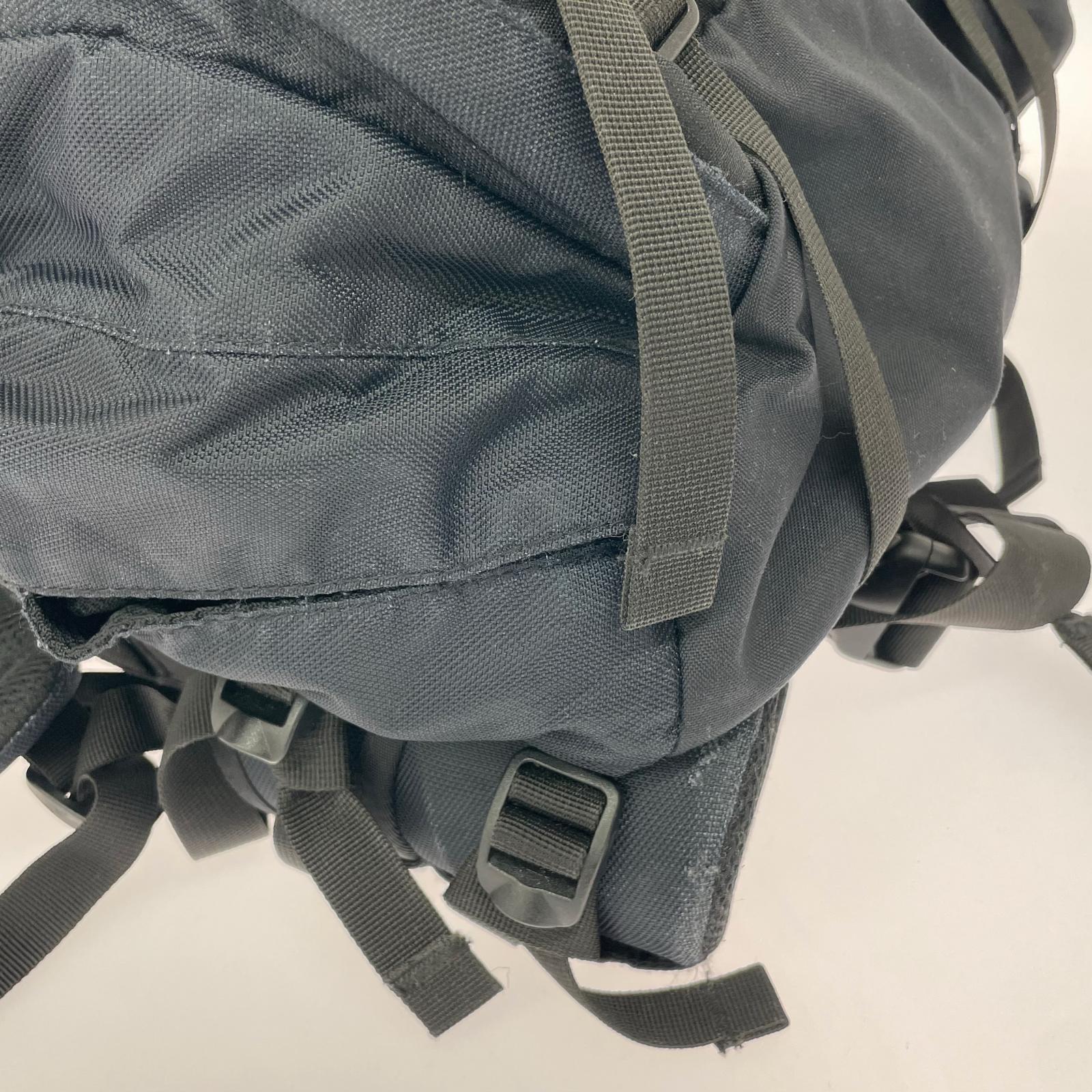 リュック・デイパック cougar 40-55L Black ブラック