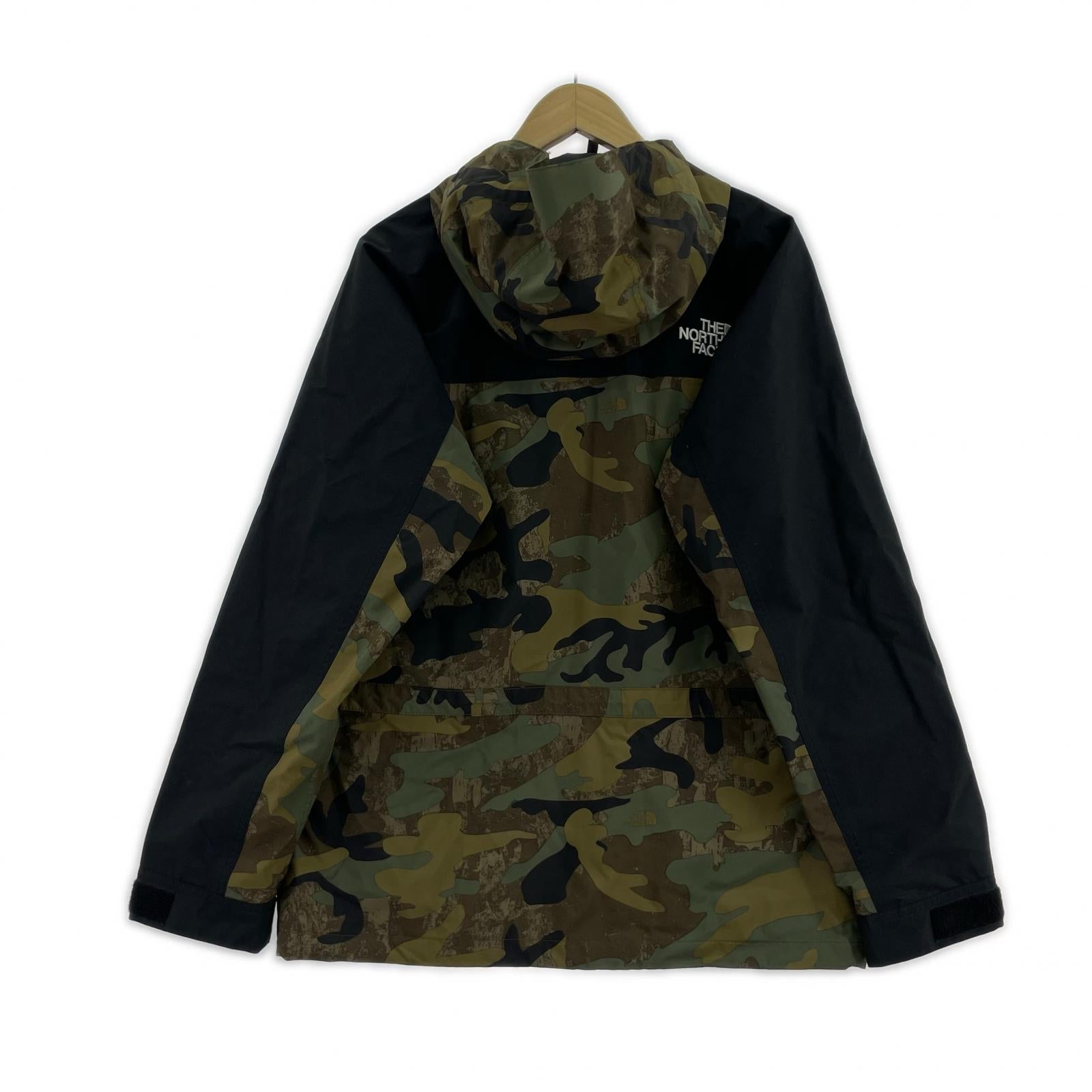 ジャケット Mountain Light Jacket GORE-TEX カモ柄 (M) M