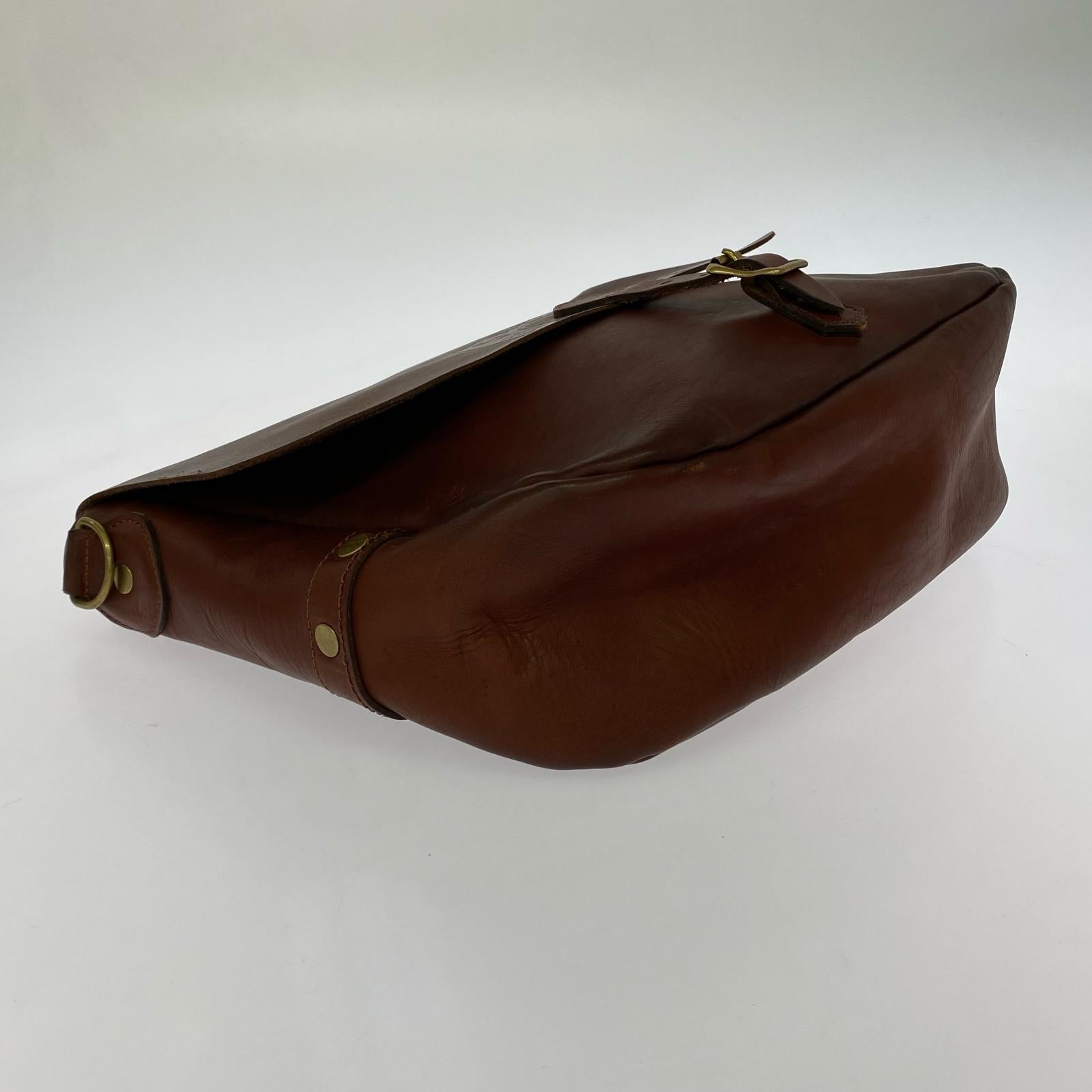 ショルダーバッグ VASCO LEATHER POSTMAN SHOULDER BAG ブラウン ブラウン