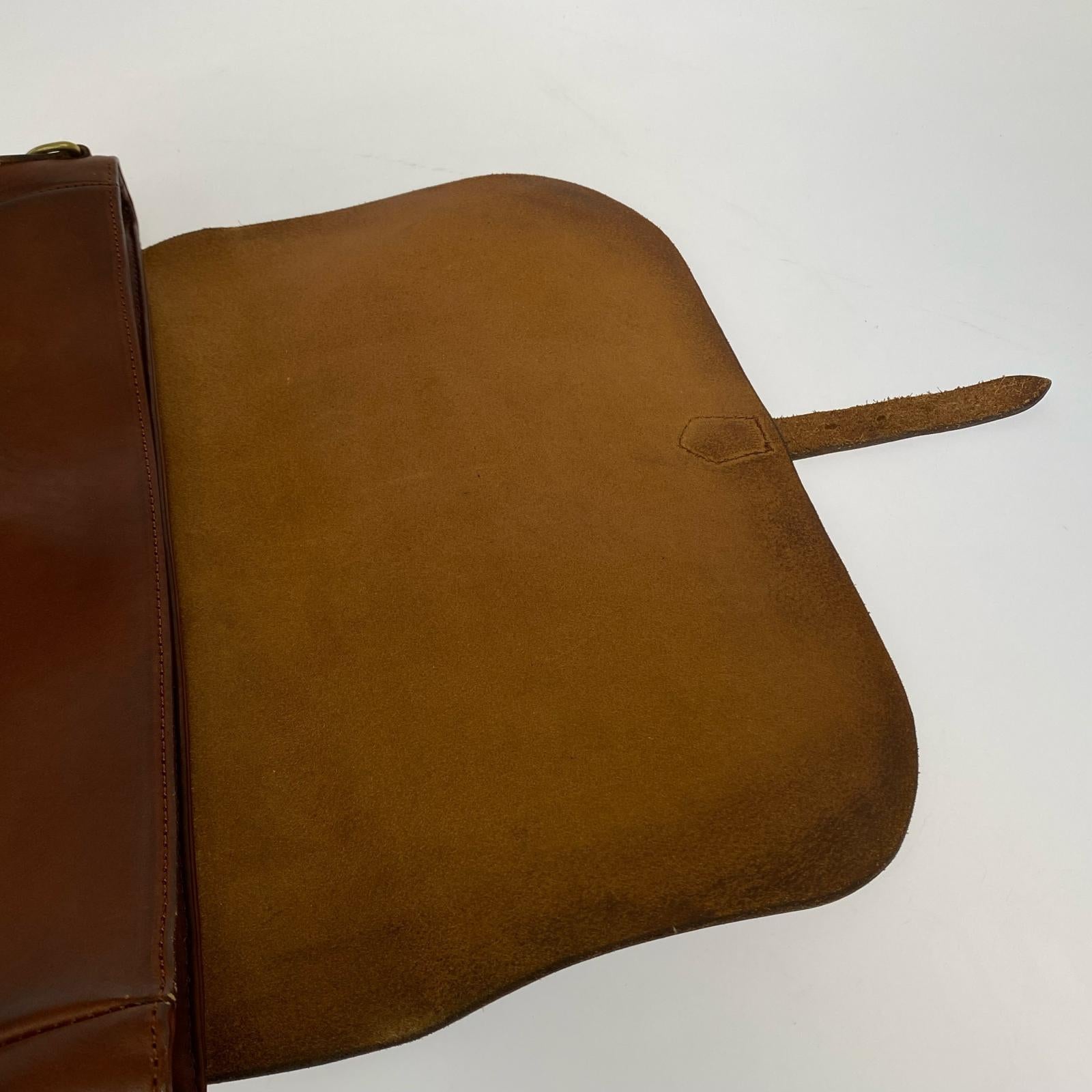 ショルダーバッグ VASCO LEATHER POSTMAN SHOULDER BAG ブラウン ブラウン