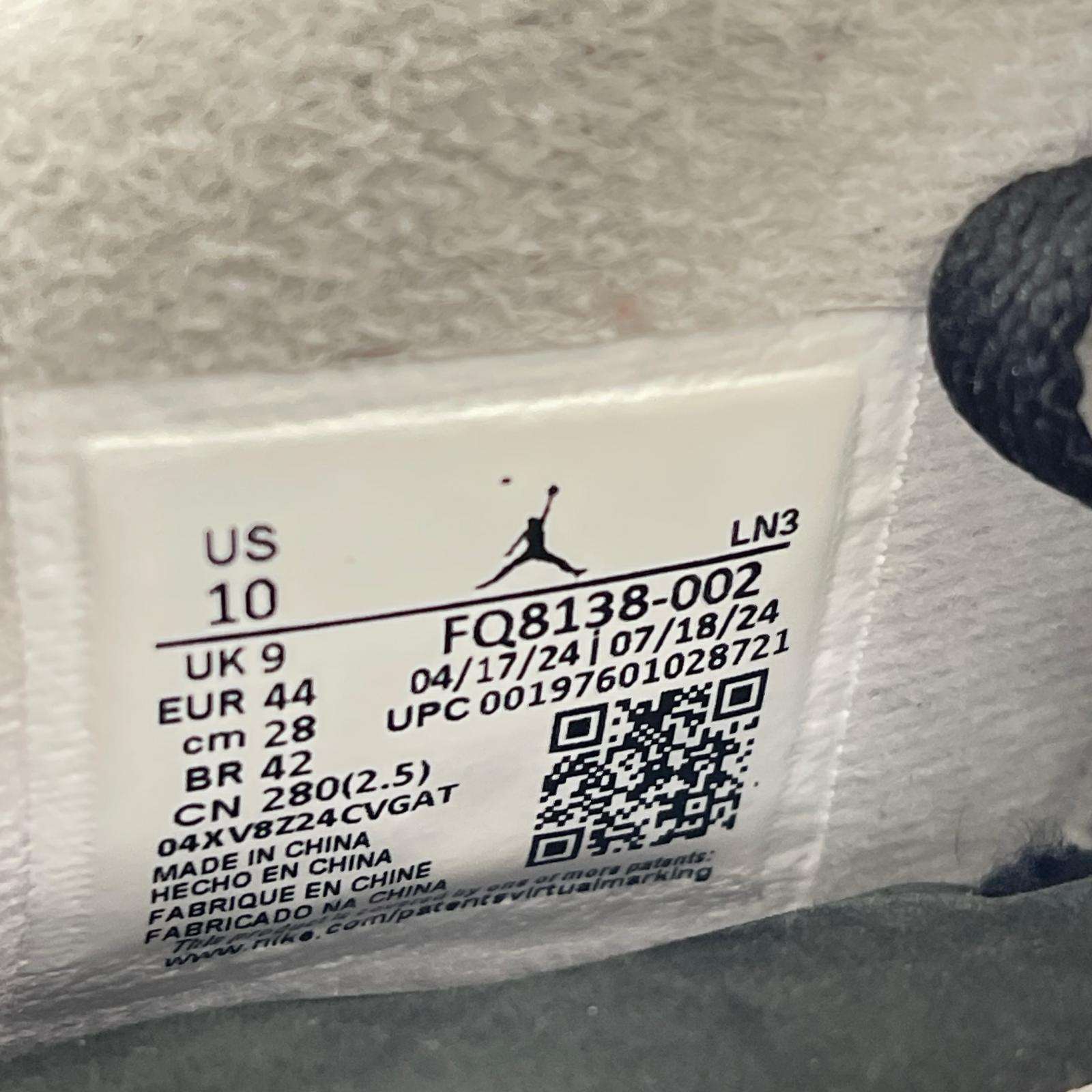 スニーカー AIR JORDAN 4 RETRO Fear 28.0cm 黒 28cm (US10 UK9 1/2 EU46)