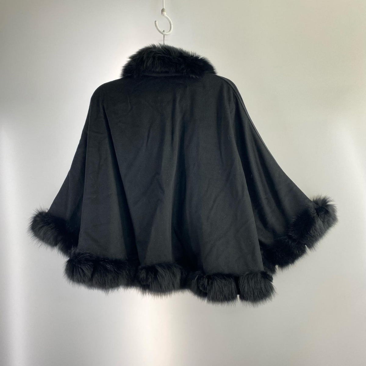 その他アウター SAGA FURS カシミア ポンチョ M ブラック