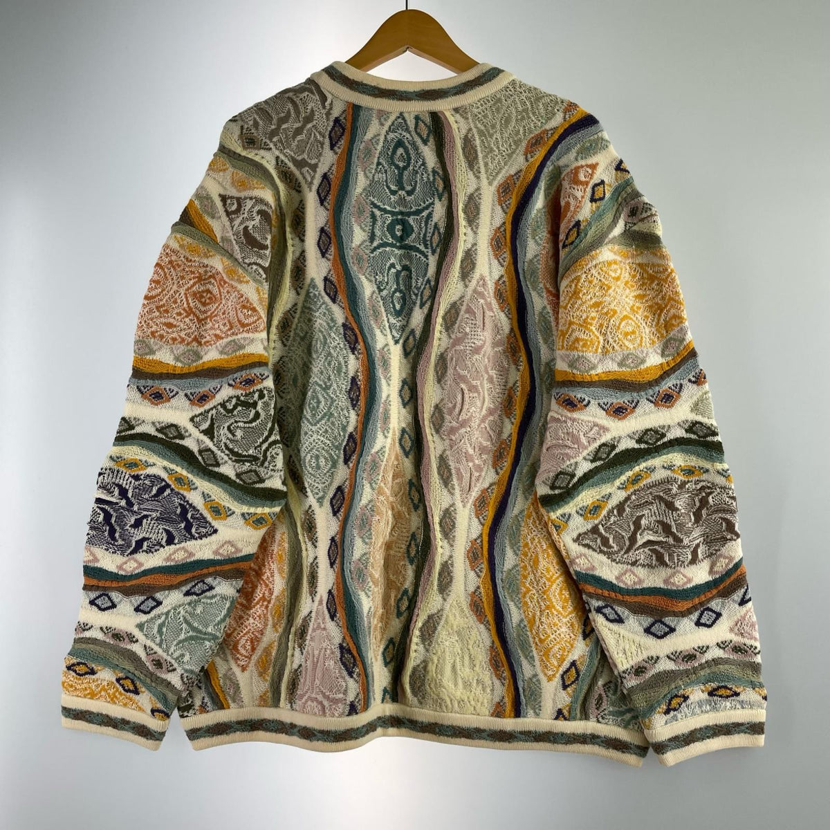 ニット COOGI 3Dニット 白系 (L) L