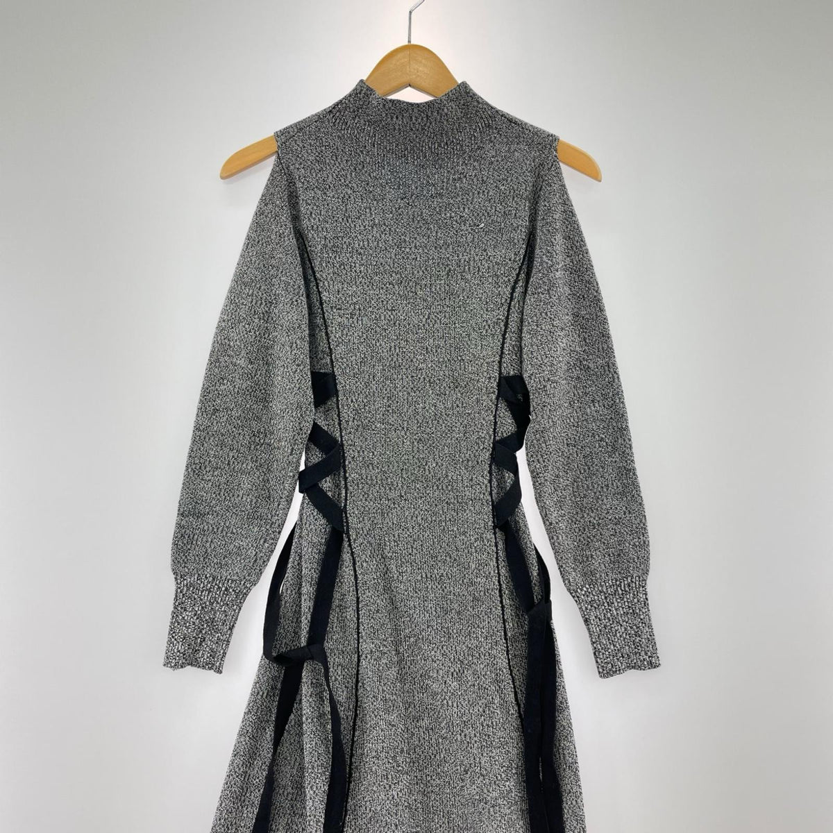 ワンピース レースアップバイカラーニットワンピース/GRY グレー