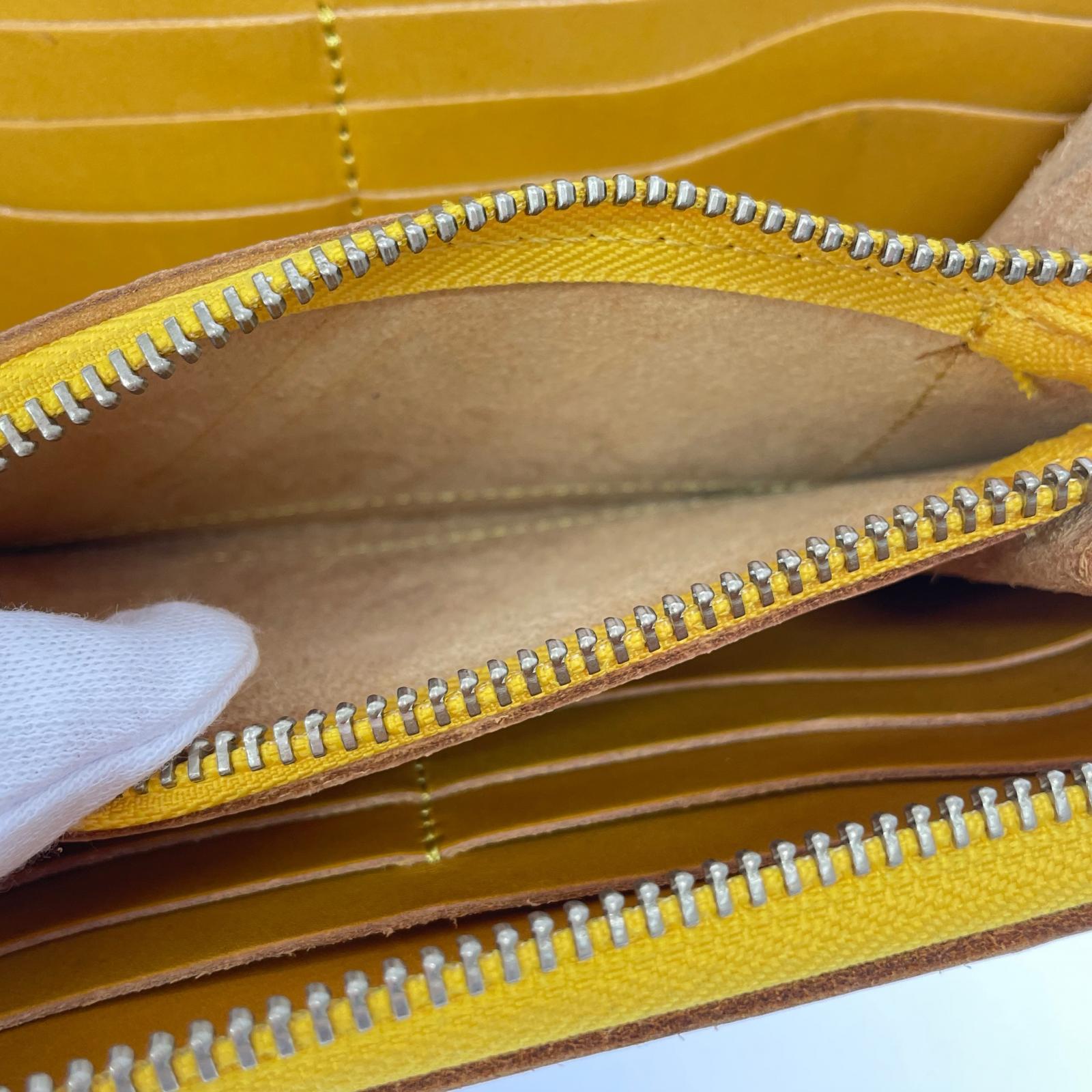 長財布 ラウンドジップウォレット TYPE-U- 黄金