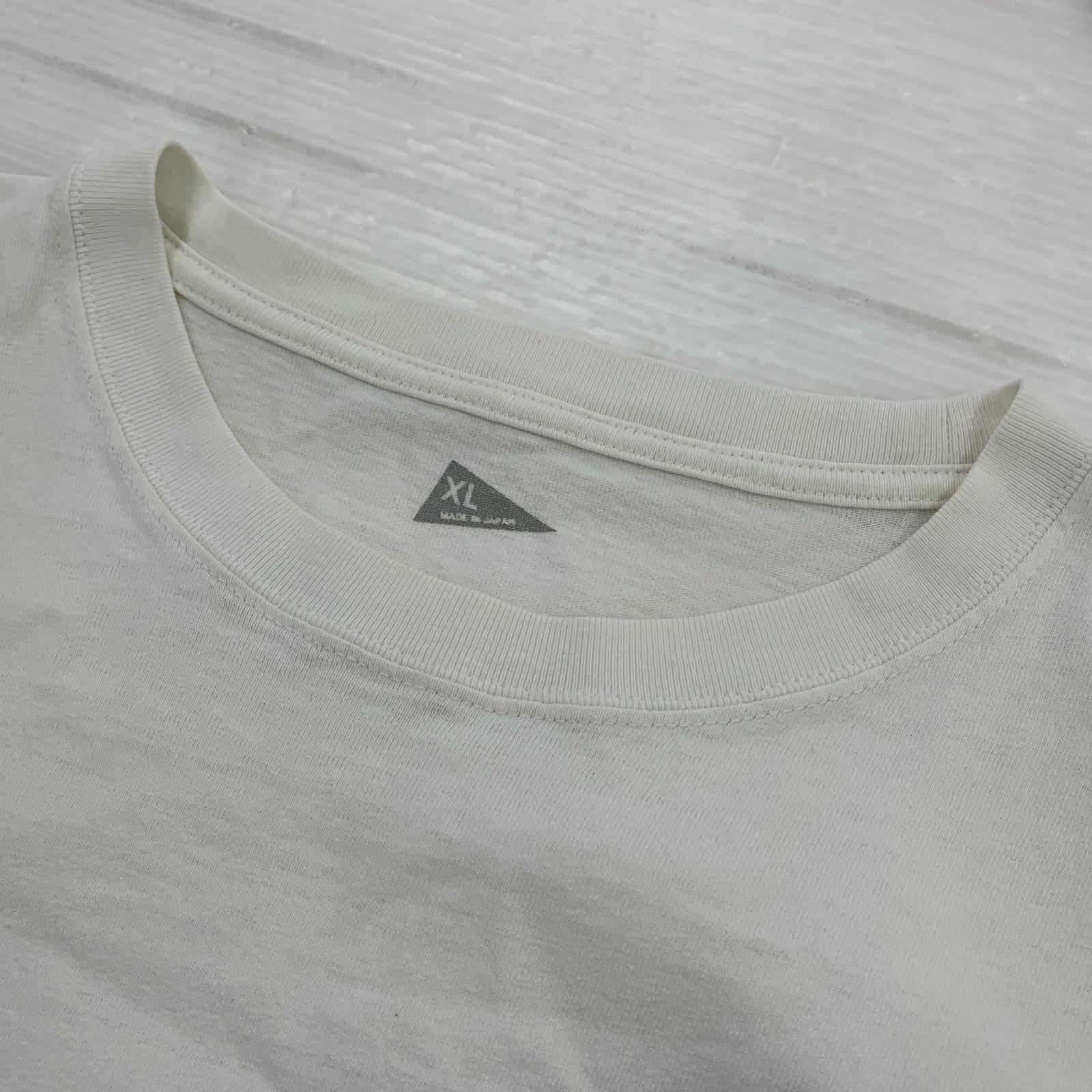 長袖Tシャツ Pilgrim Pennant Print Tee ホワイト