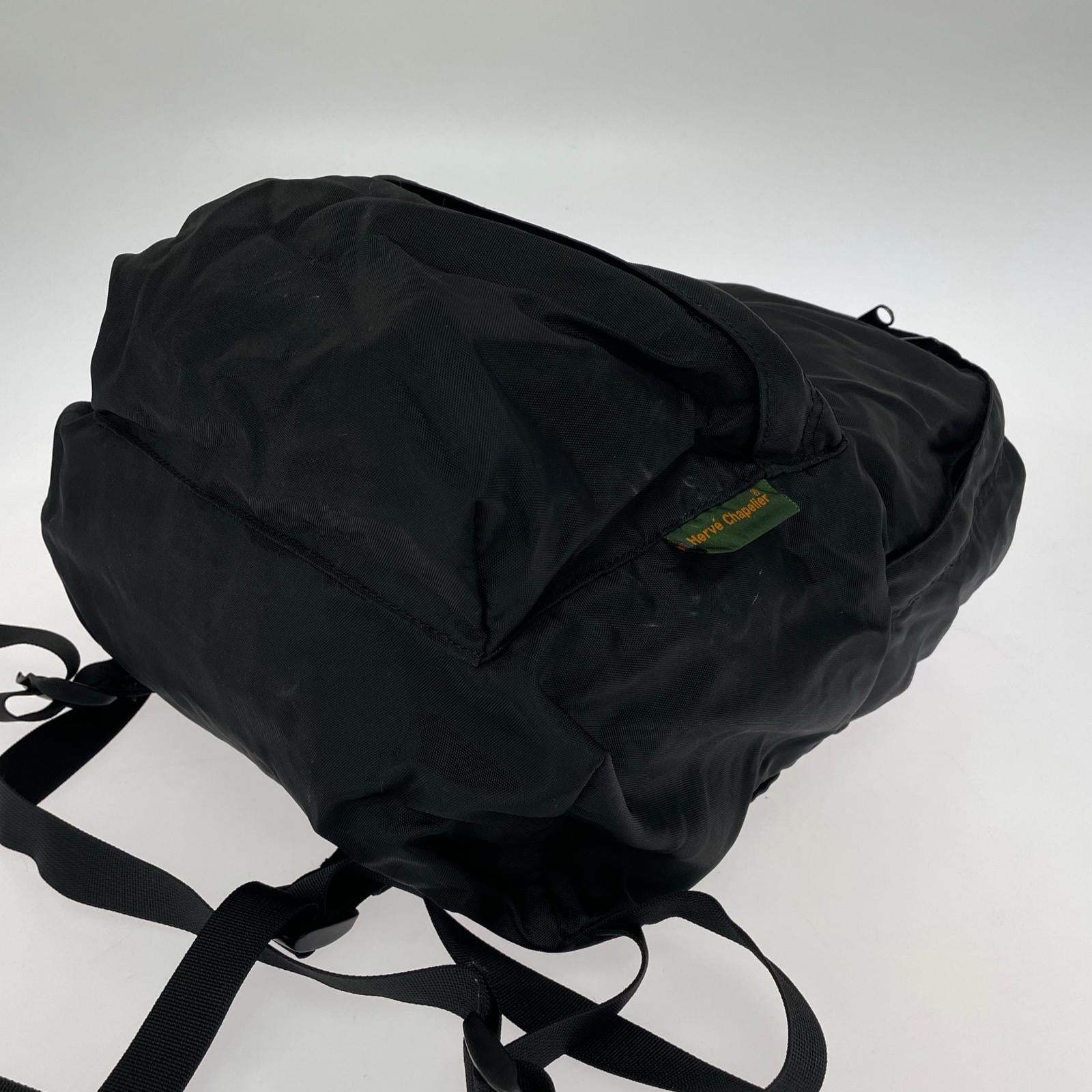 リュック・デイパック 黒 ナイロン 978N ブラック