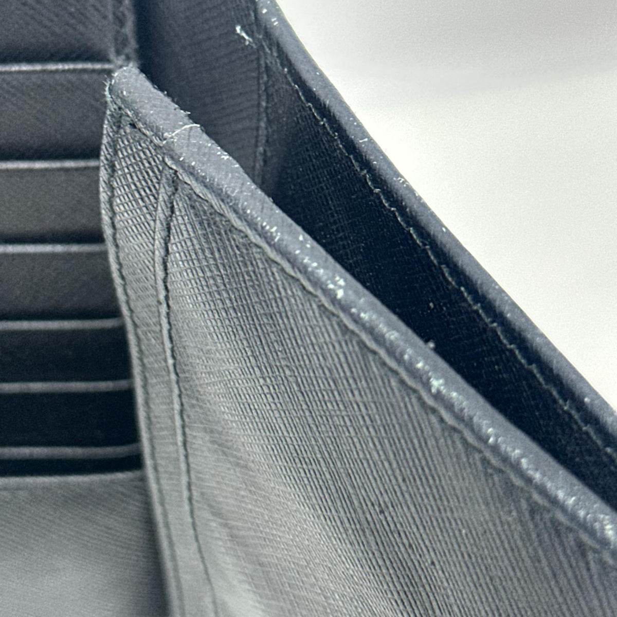 S.Ferragamo 黒
