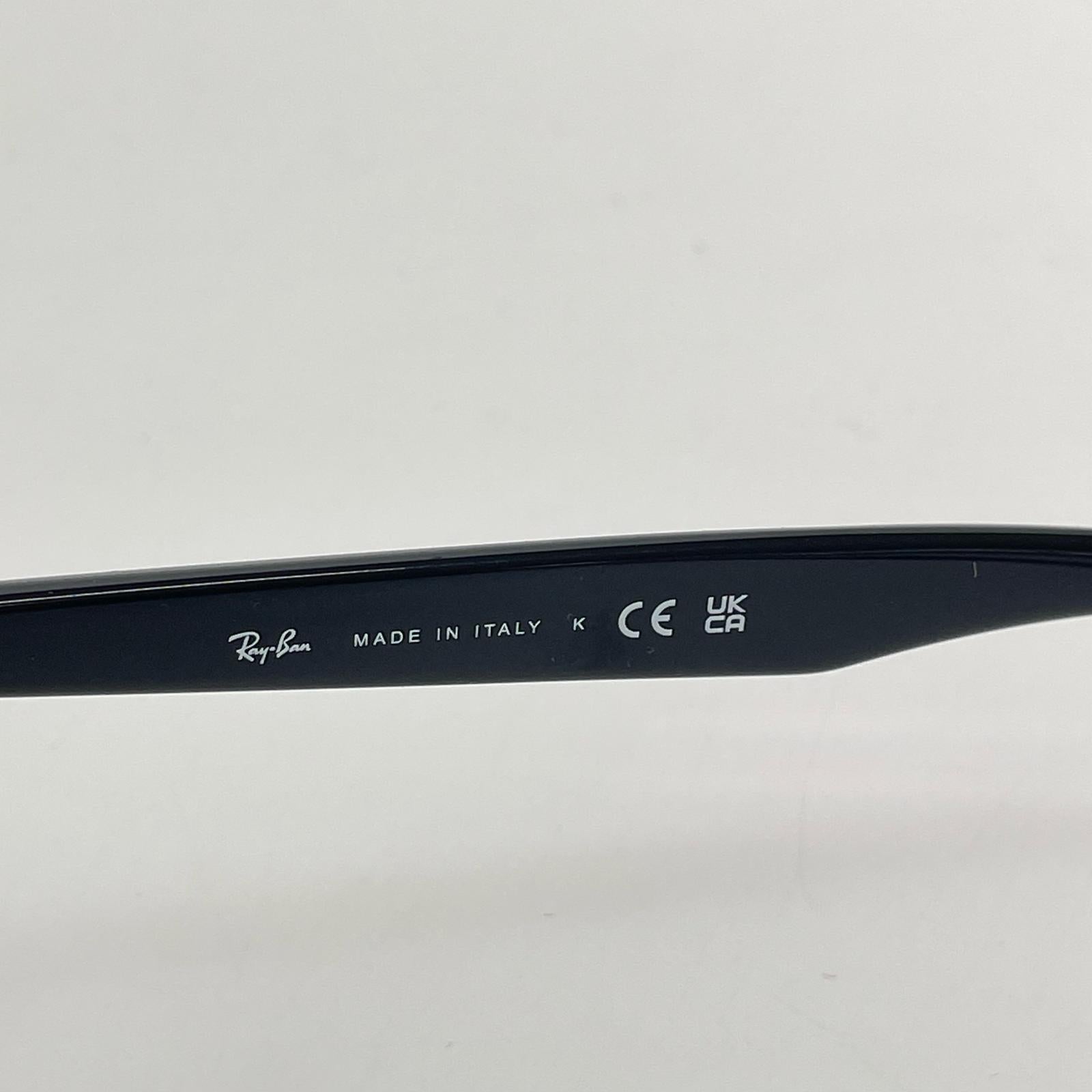 その他アクセサリー Ray Ban RB4258 F サングラス ブラック