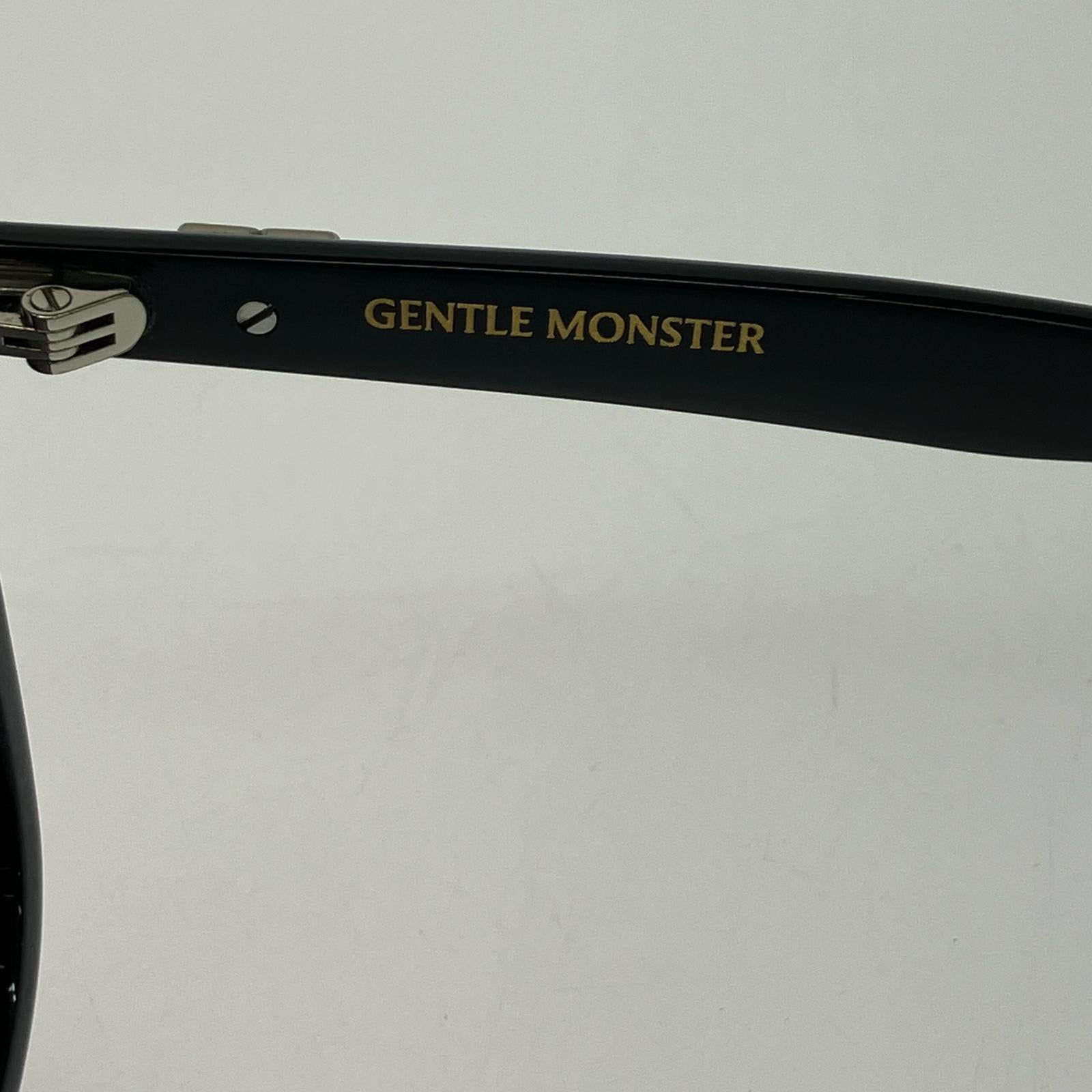 その他アクセサリー GENTLE MONSTER サングラス BLK ブラック