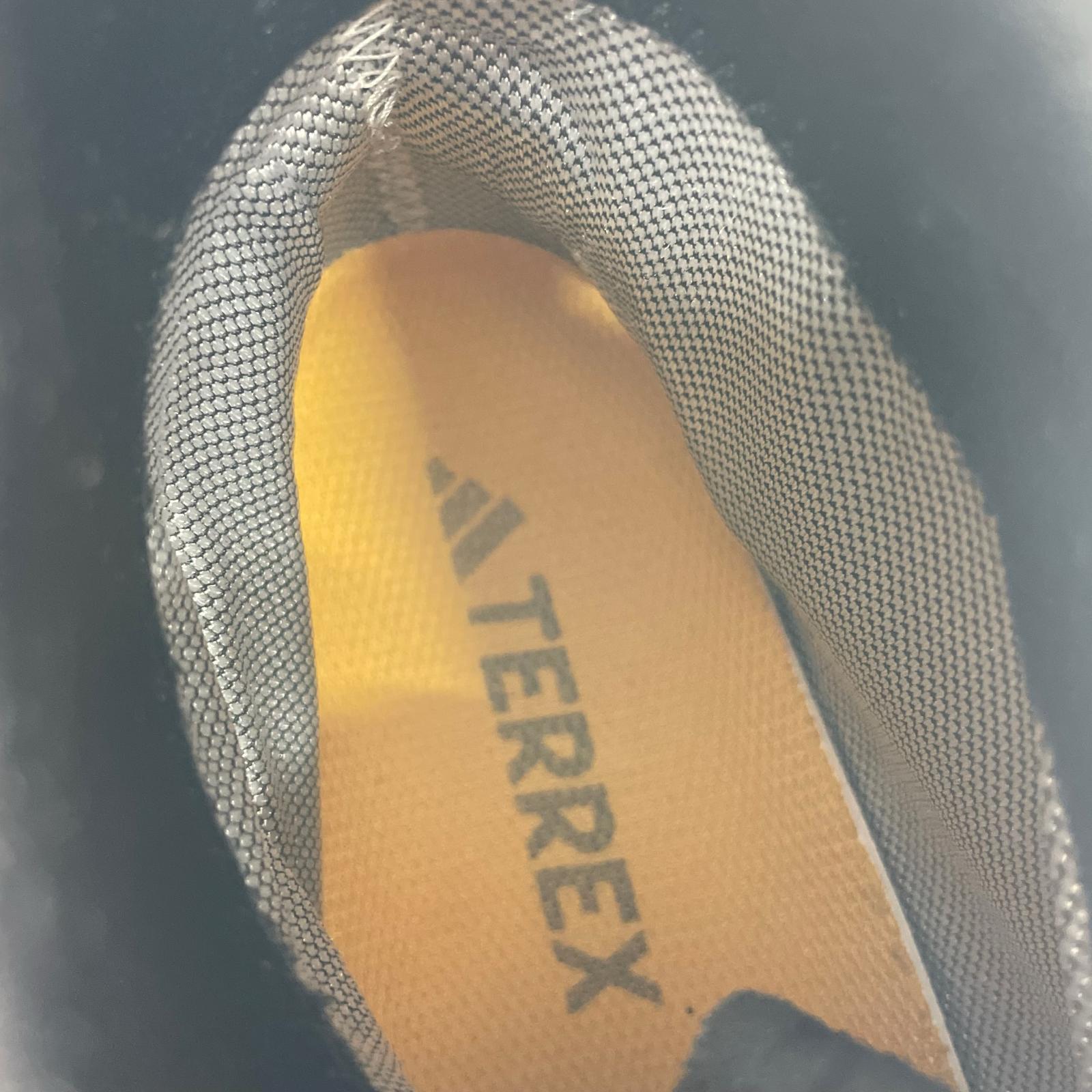 スニーカー TERREX SKYCHASER GORE-TEX IE6890 26.5cm 26.5cm (US8 1/2 UK8 EU43) ブラック