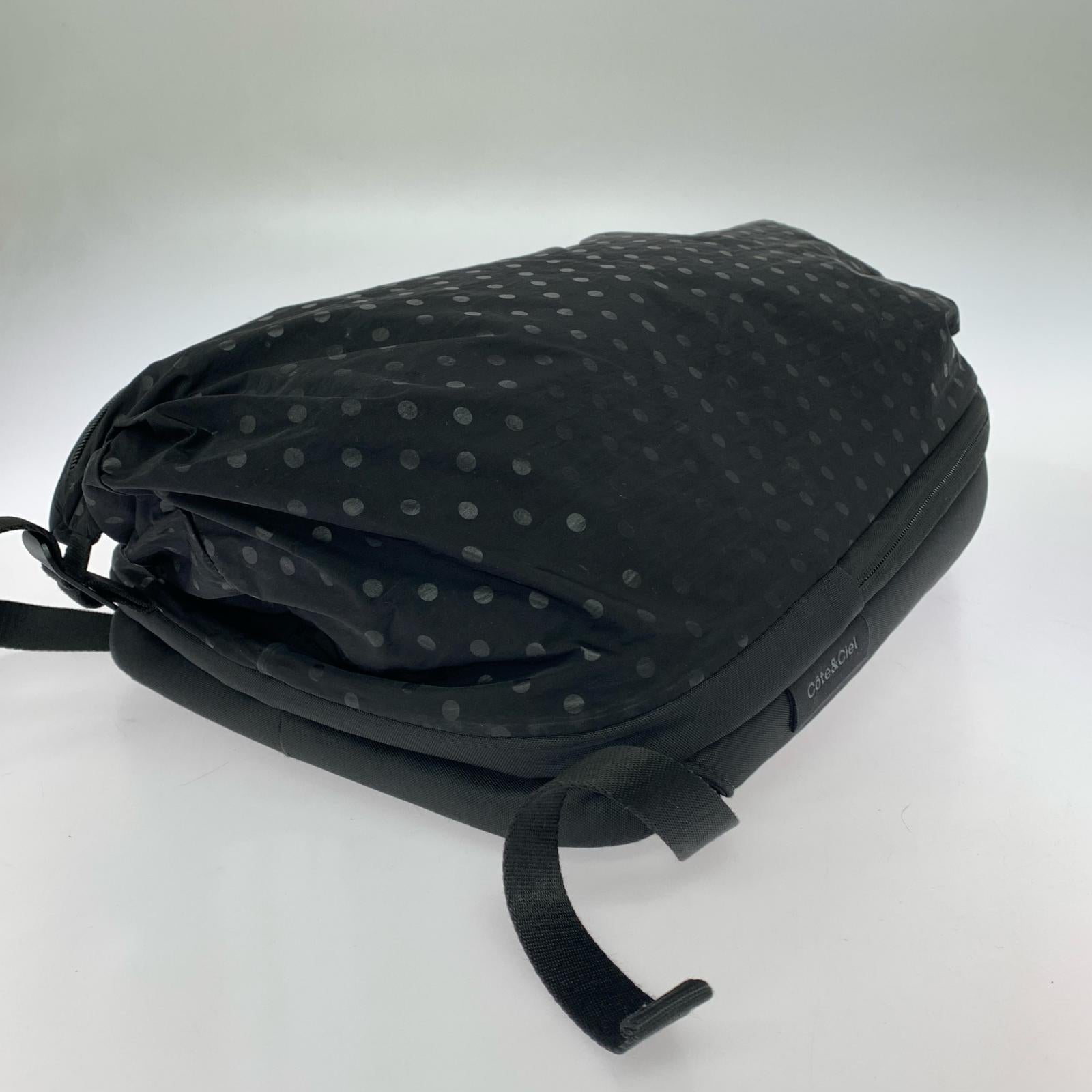 リュック・デイパック Isar Rucksack ブラック
