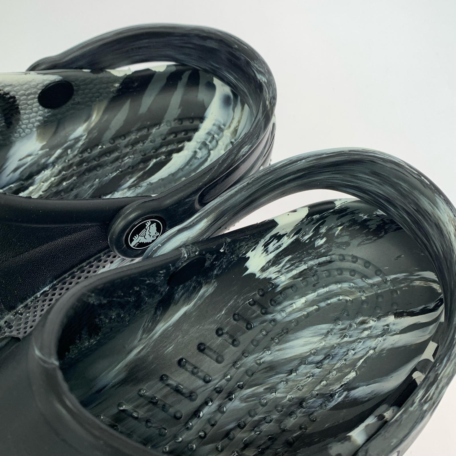 サンダル crocs BAYA MARBLED CLOG タグ付き