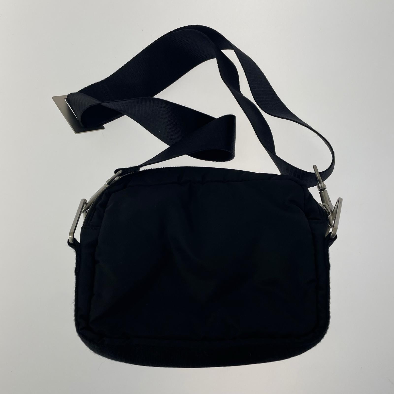 ショルダーバッグ CROSS BODY BAG ブラック