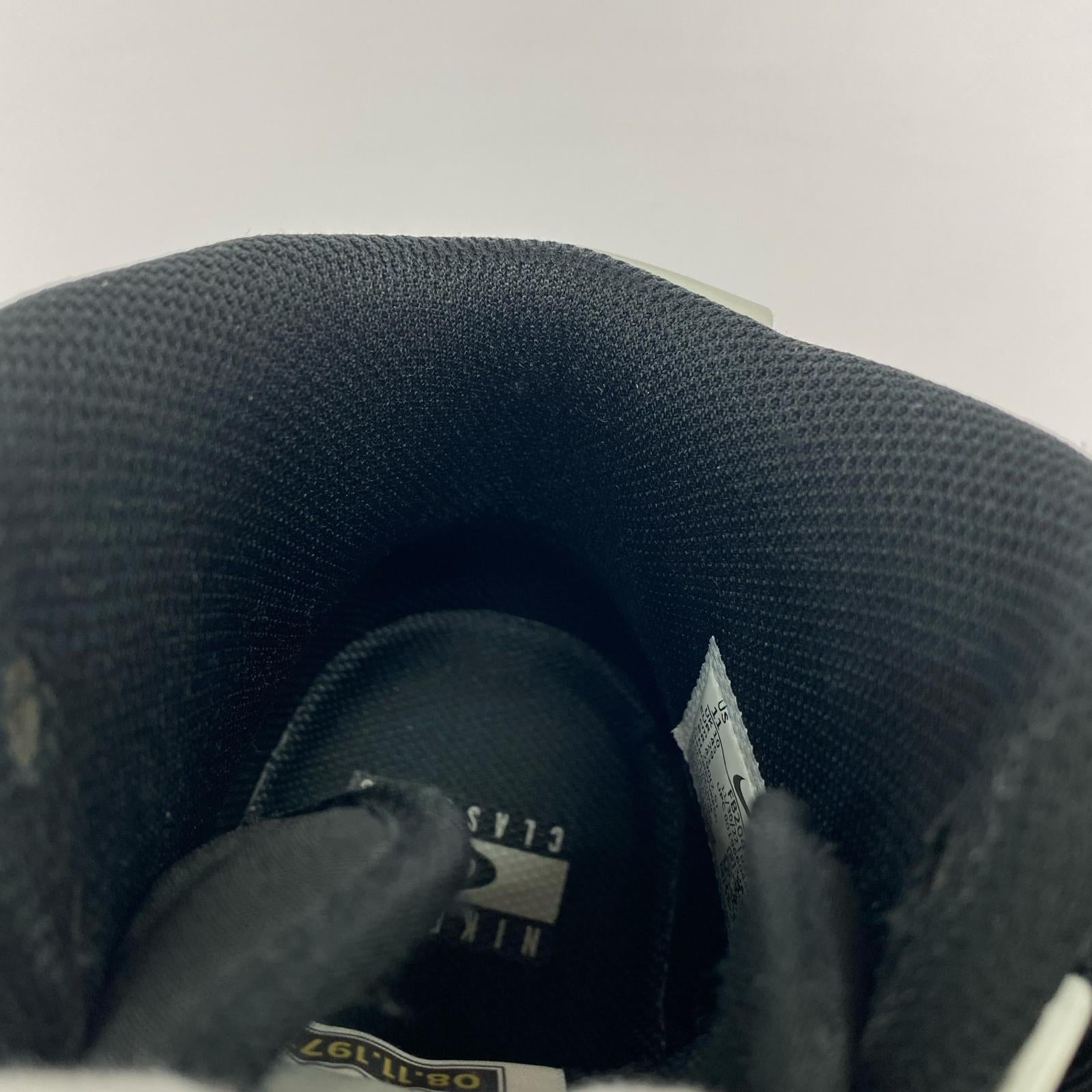 スニーカー nike fb2049-001 グレー