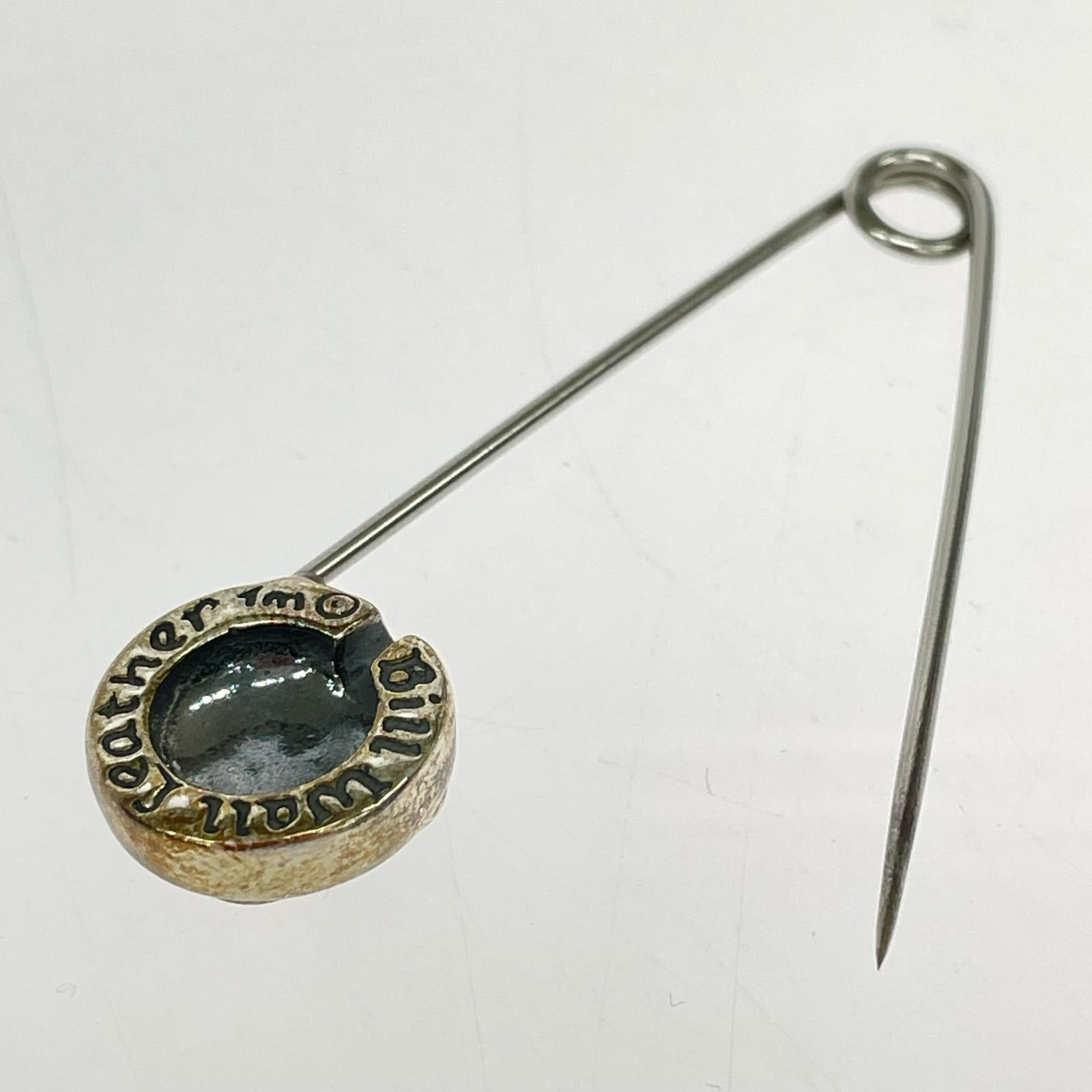 その他アクセサリー Exclusive Safety Pin