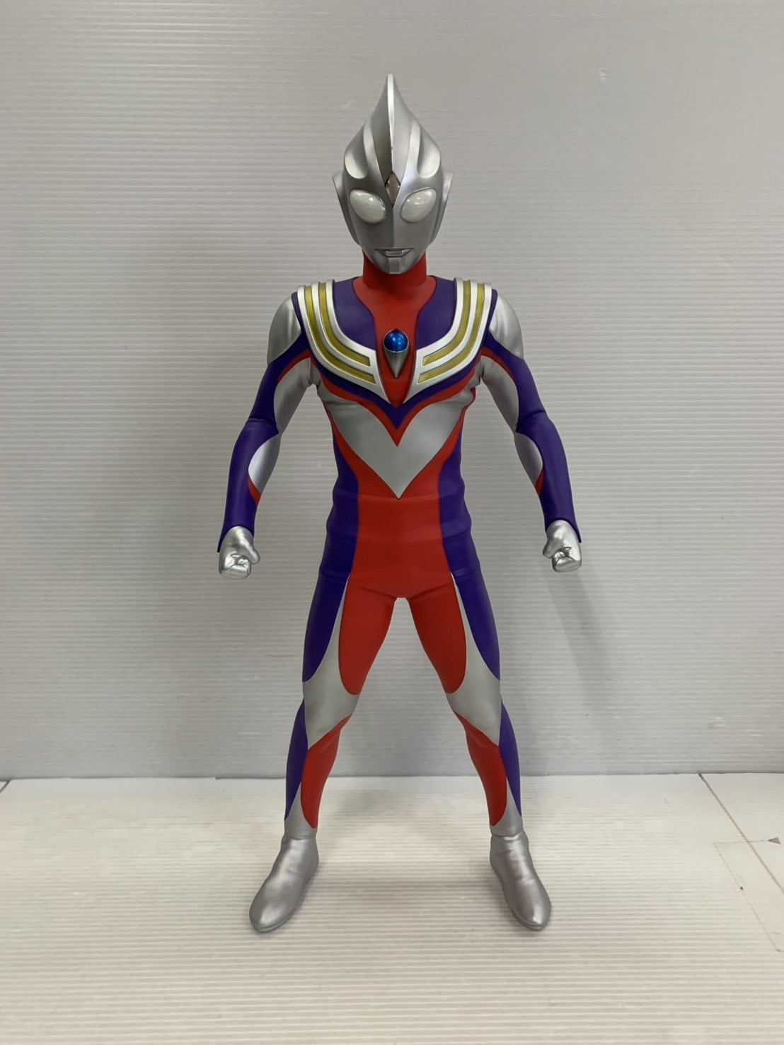 ウルトラマンティガ JUNGLE 1/100 光の巨人 フィギュア/グッズ