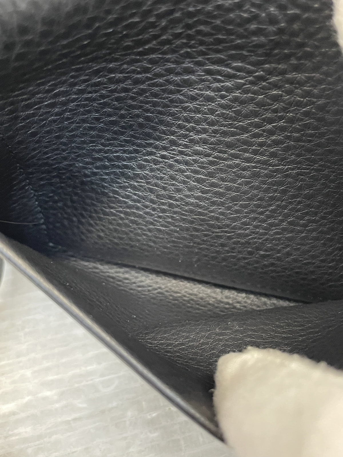 BALENCIAGA エブリデイ カメラバッグXS レザーショルダーバッグ ブラック
