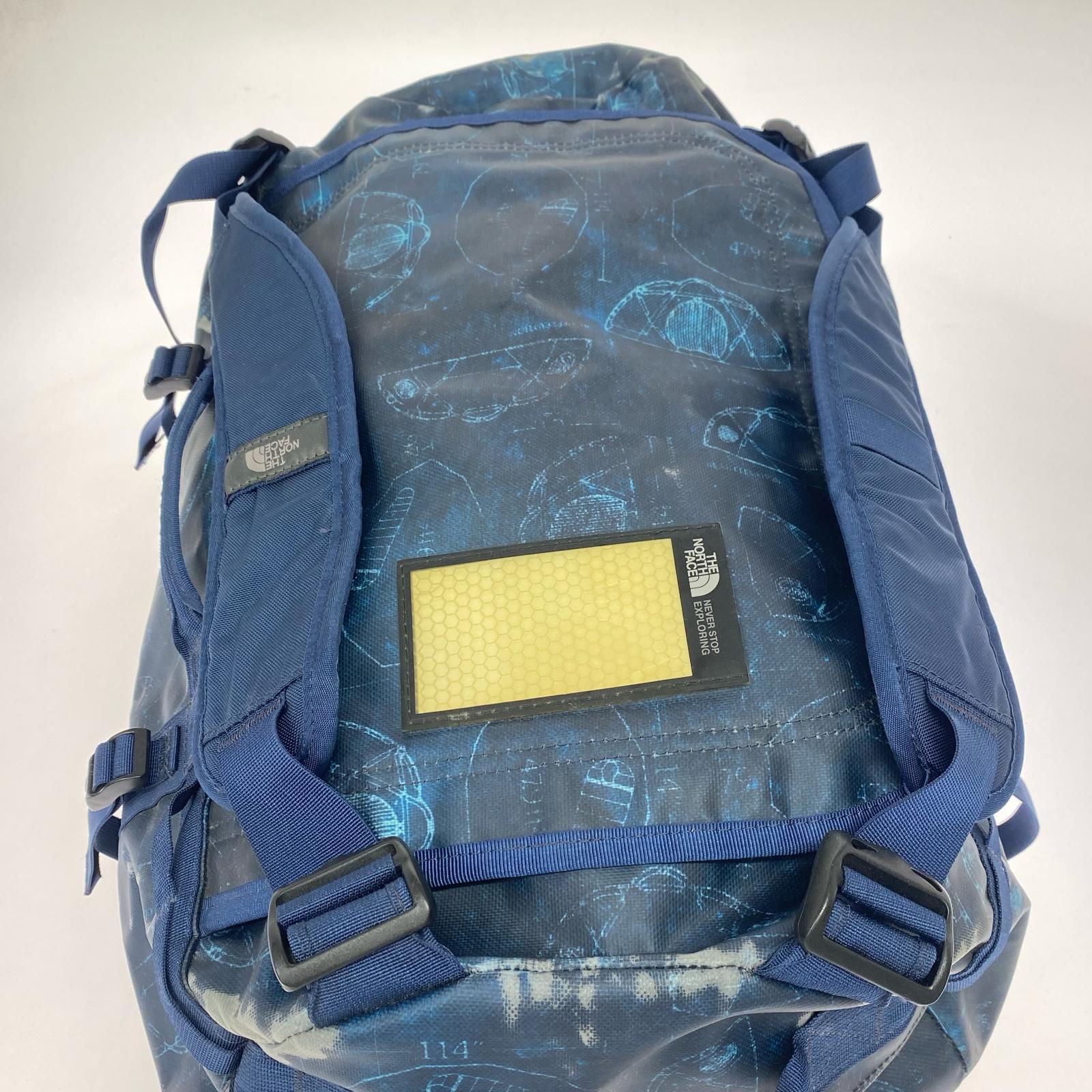 その他バッグ NF00CWW3 BASE CAMP DUFFEL テント柄
