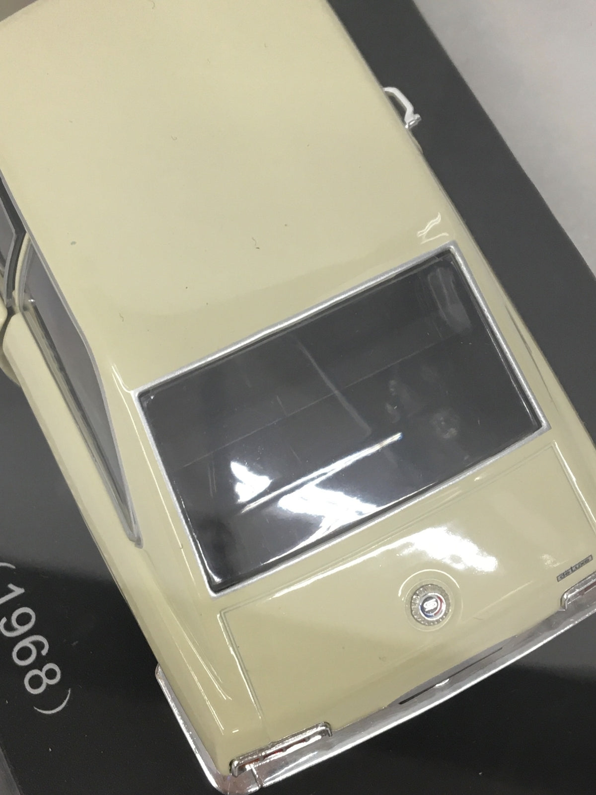 Nissan Sunny Coupe 1000 (1968) スケールカー