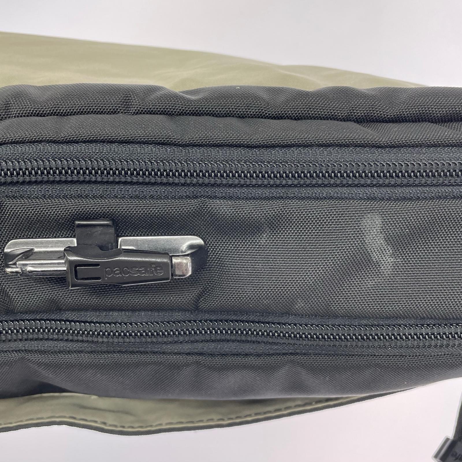 ショルダーバッグ pacsafe ショルダーバッグ ブラック ブラック