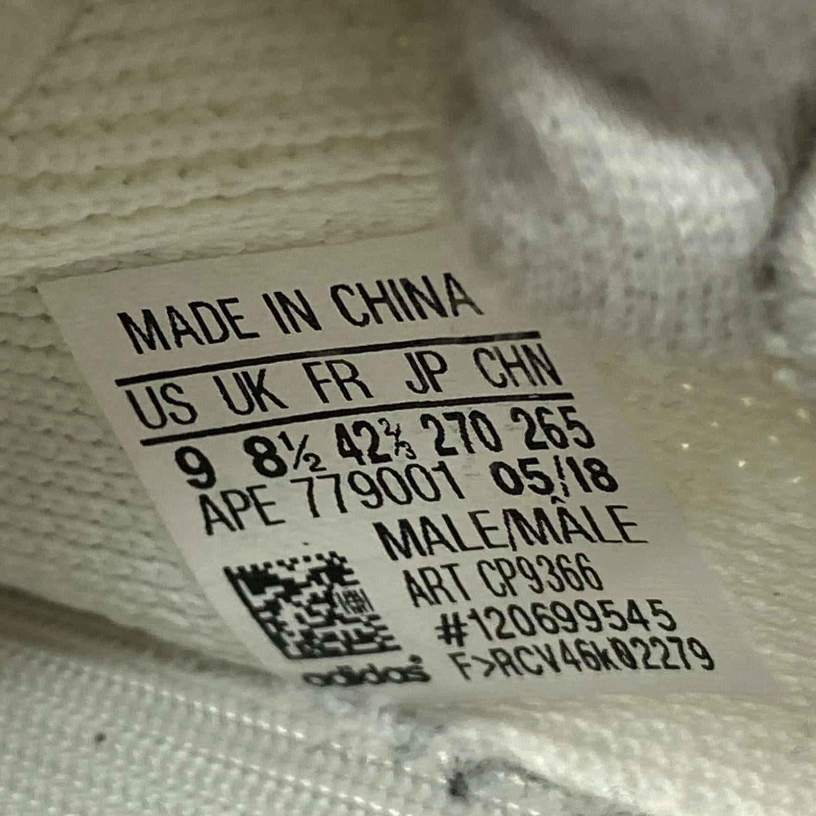 スニーカー YEEZY BOOST 350 V2(27.0) 27cm (US9 UK8 1/2 EU44) ホワイト
