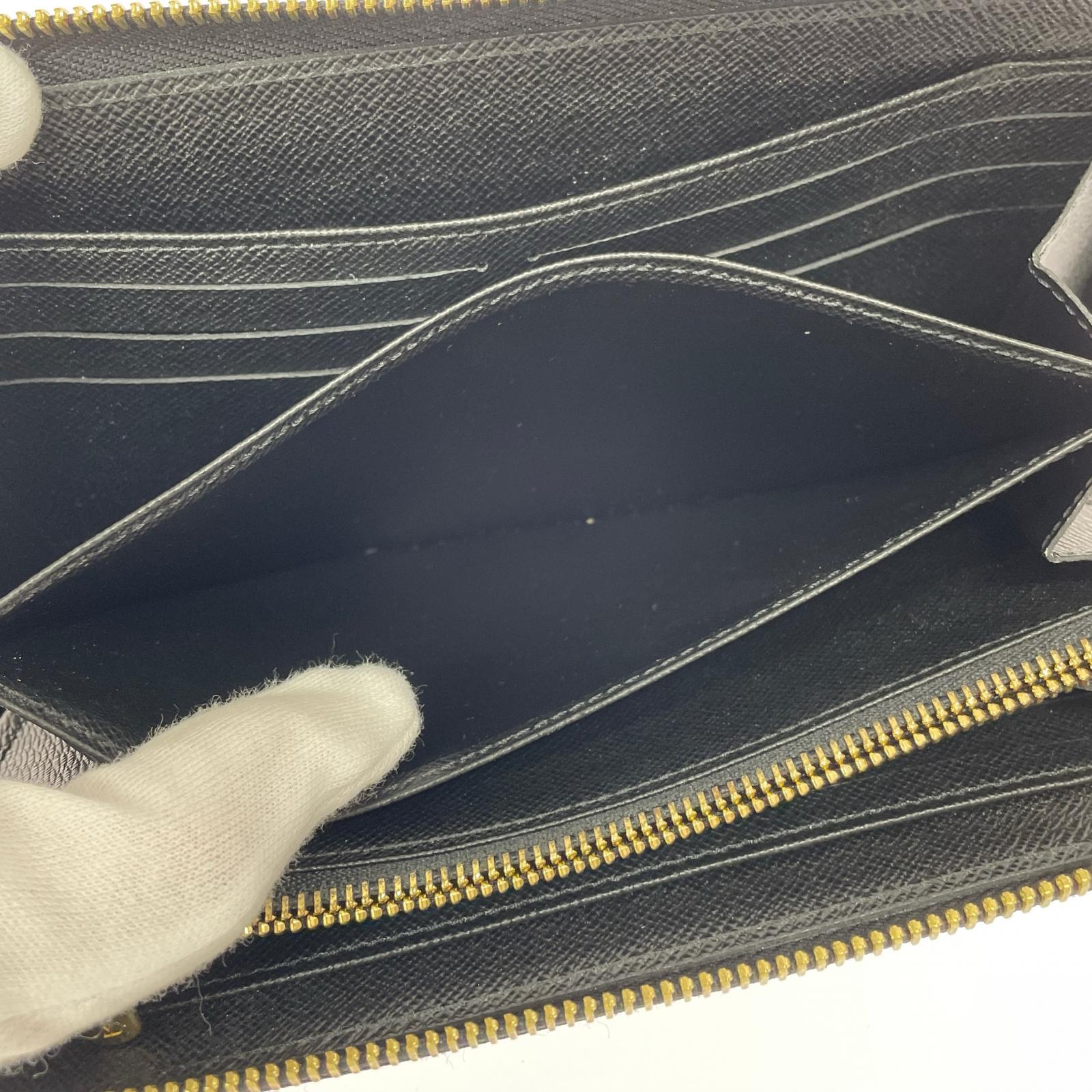 LV エピ M60072 ジッピーウォレット