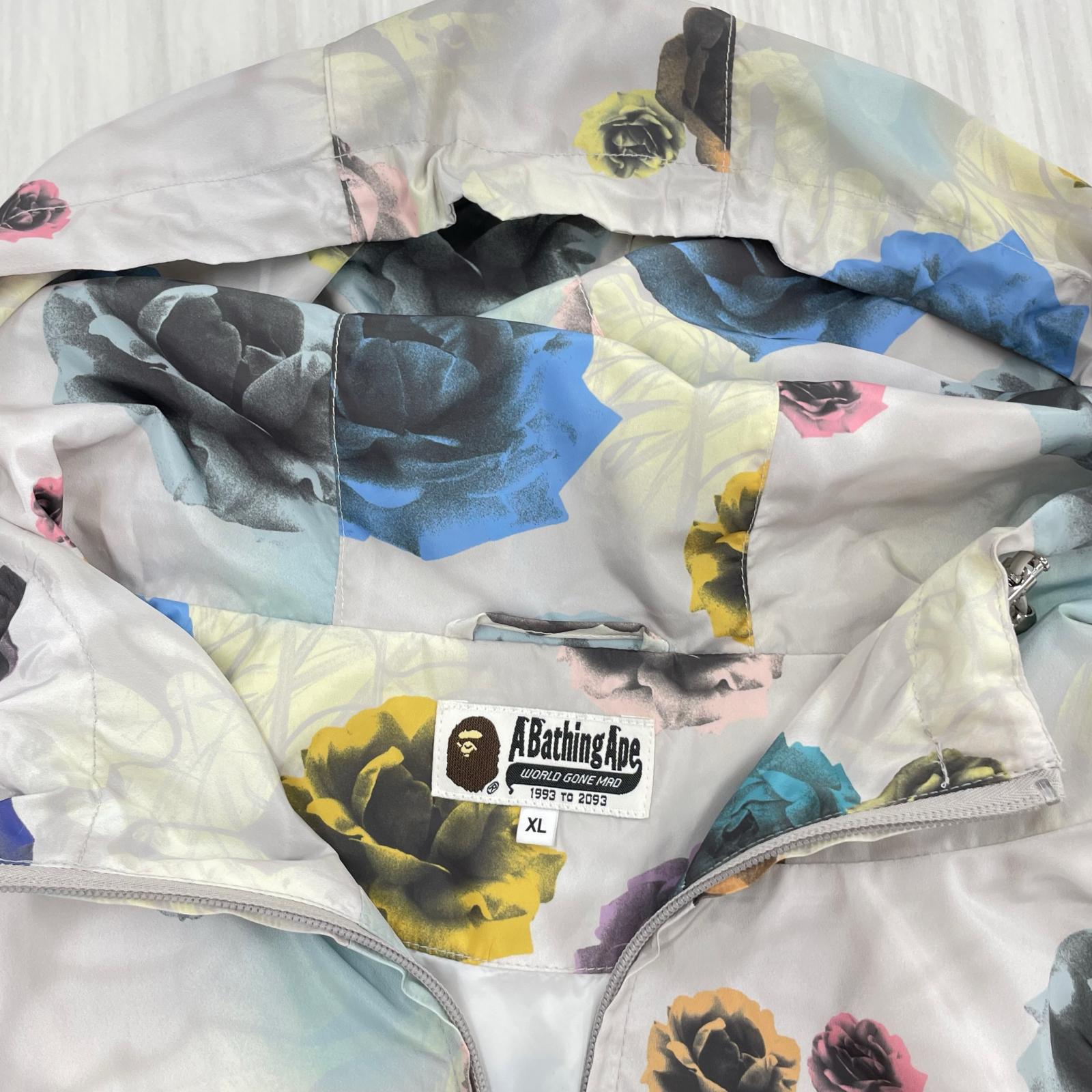 ジャケット FLORAL CAMO NYLON HOODED/サイズXL