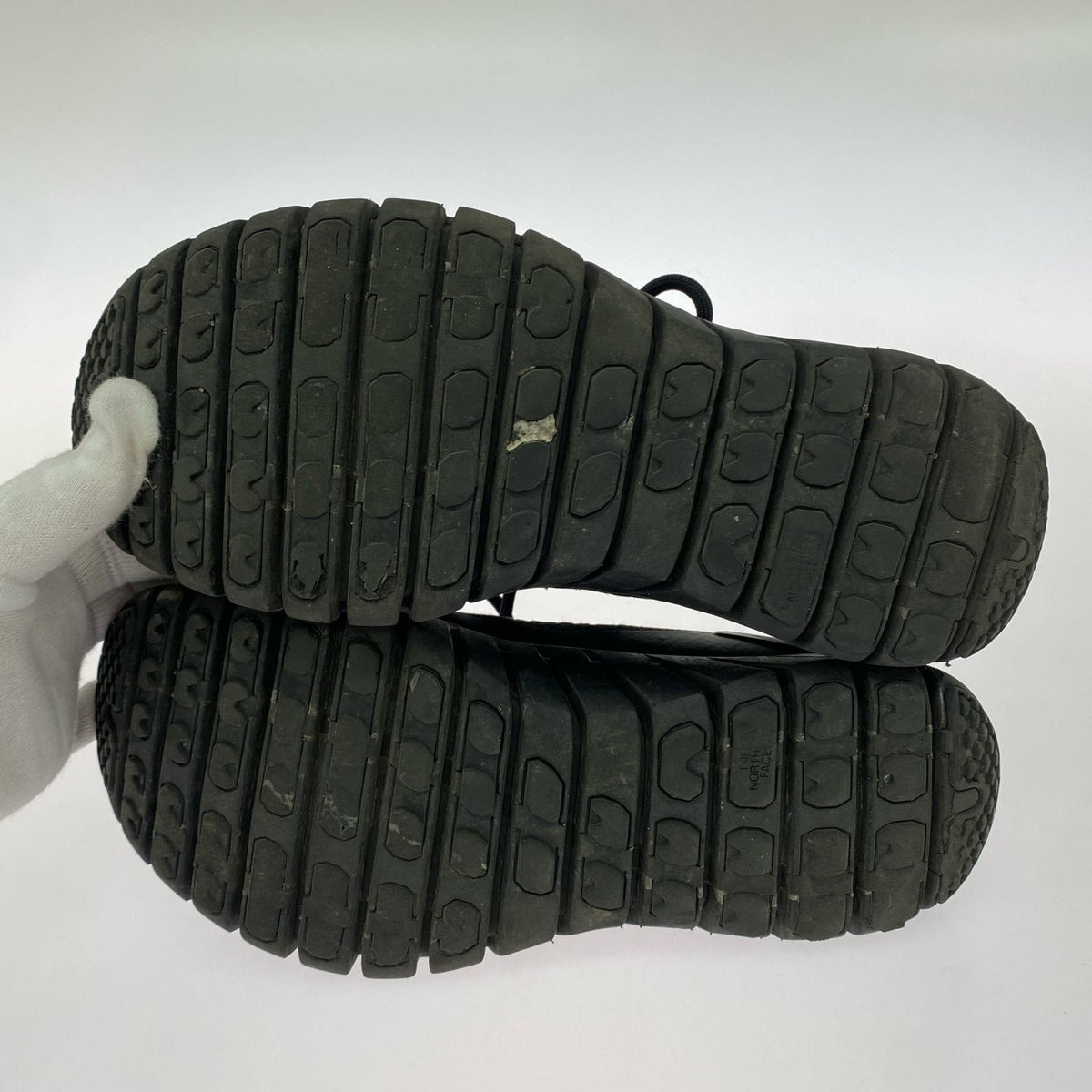 スニーカー Oscilate Trail ランニングシューズ BLK (27.0) 27cm (US9 UK8 1/2 EU44) ブラック