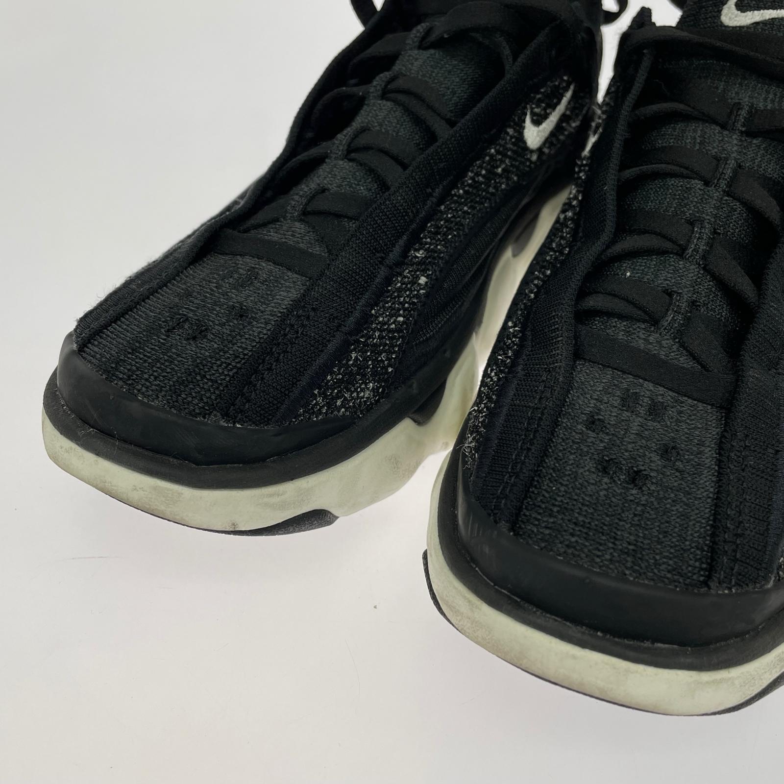 スニーカー NIKE フライニットブルーム 22.5cm ブラック