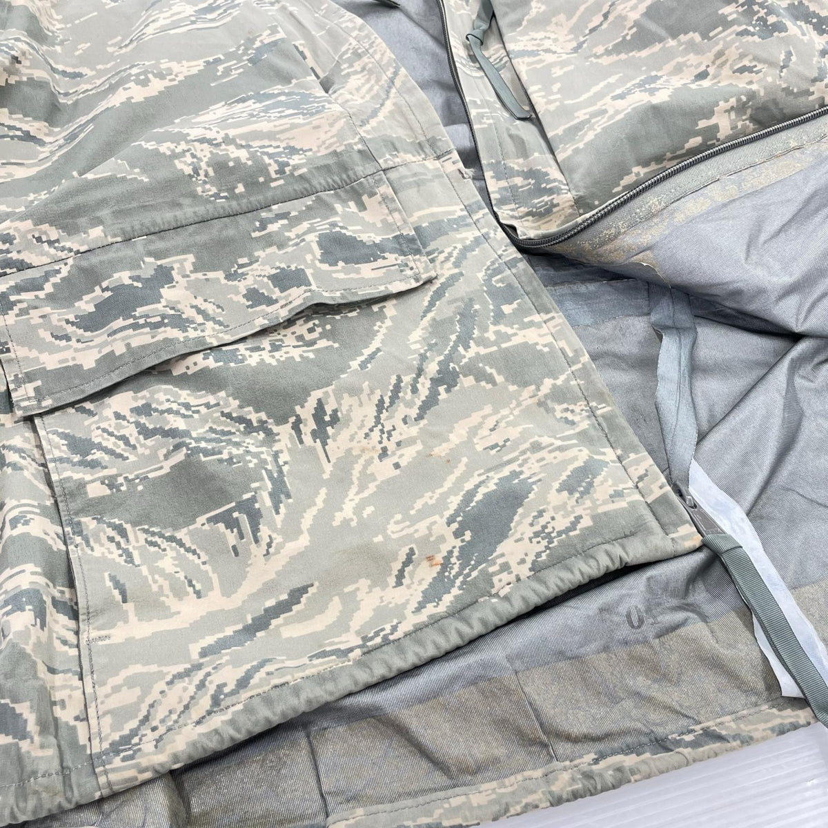 ミリタリージャケット 07製 US.AIR FORCE APEC PARKA M