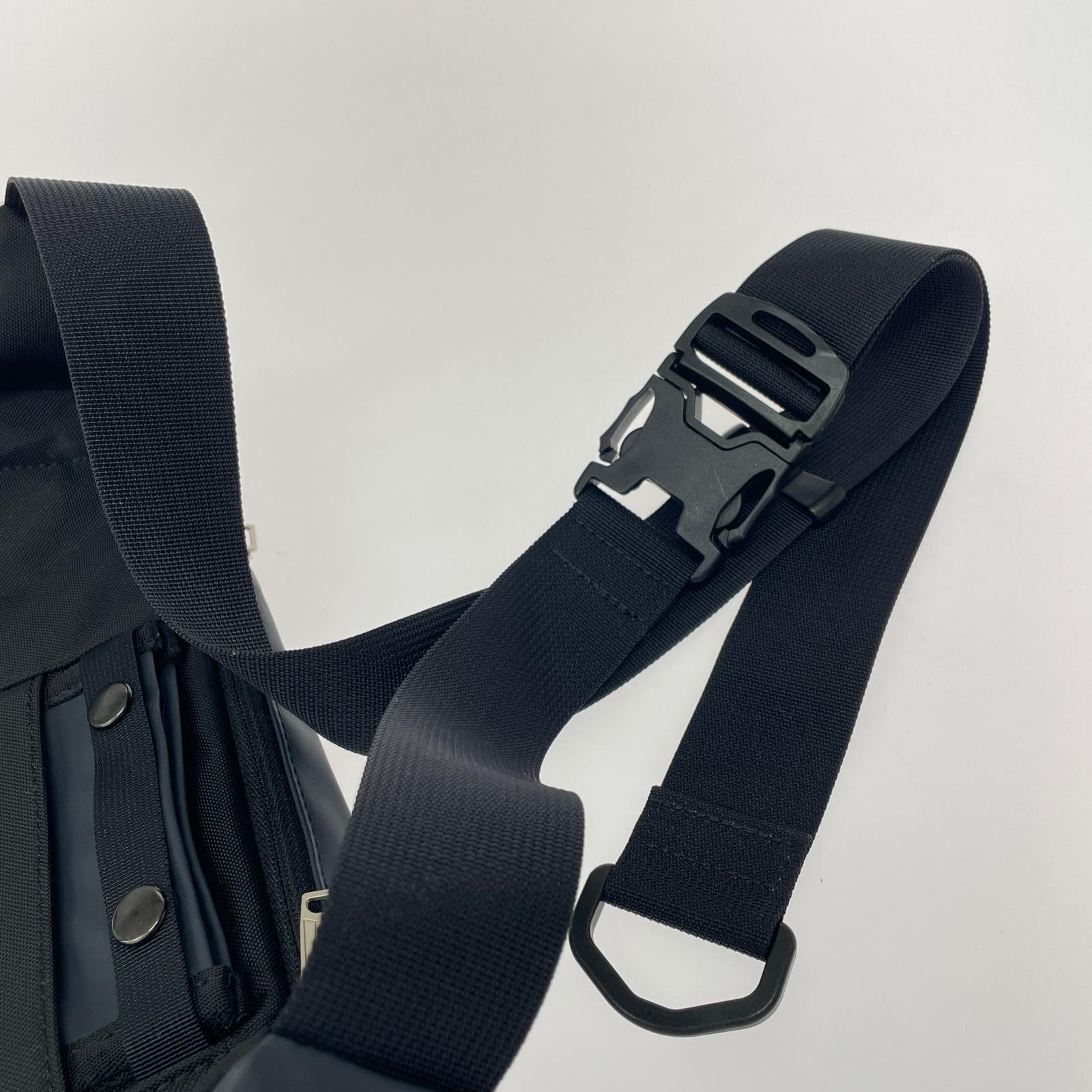 ボディバッグ CIE LEAP SLING BAG S グレー