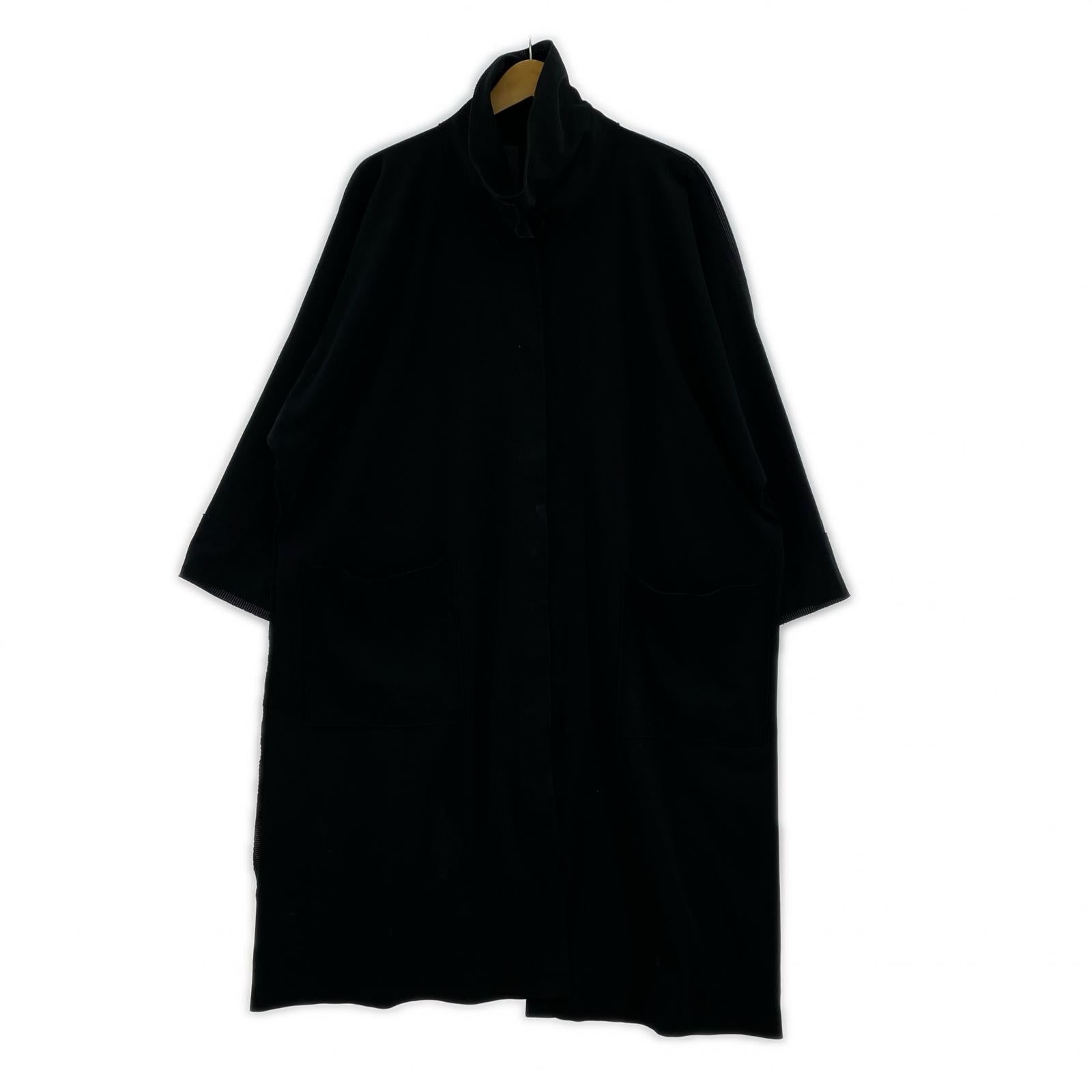ジャケット me ISSEY MIYAKE ロングコート ブラック