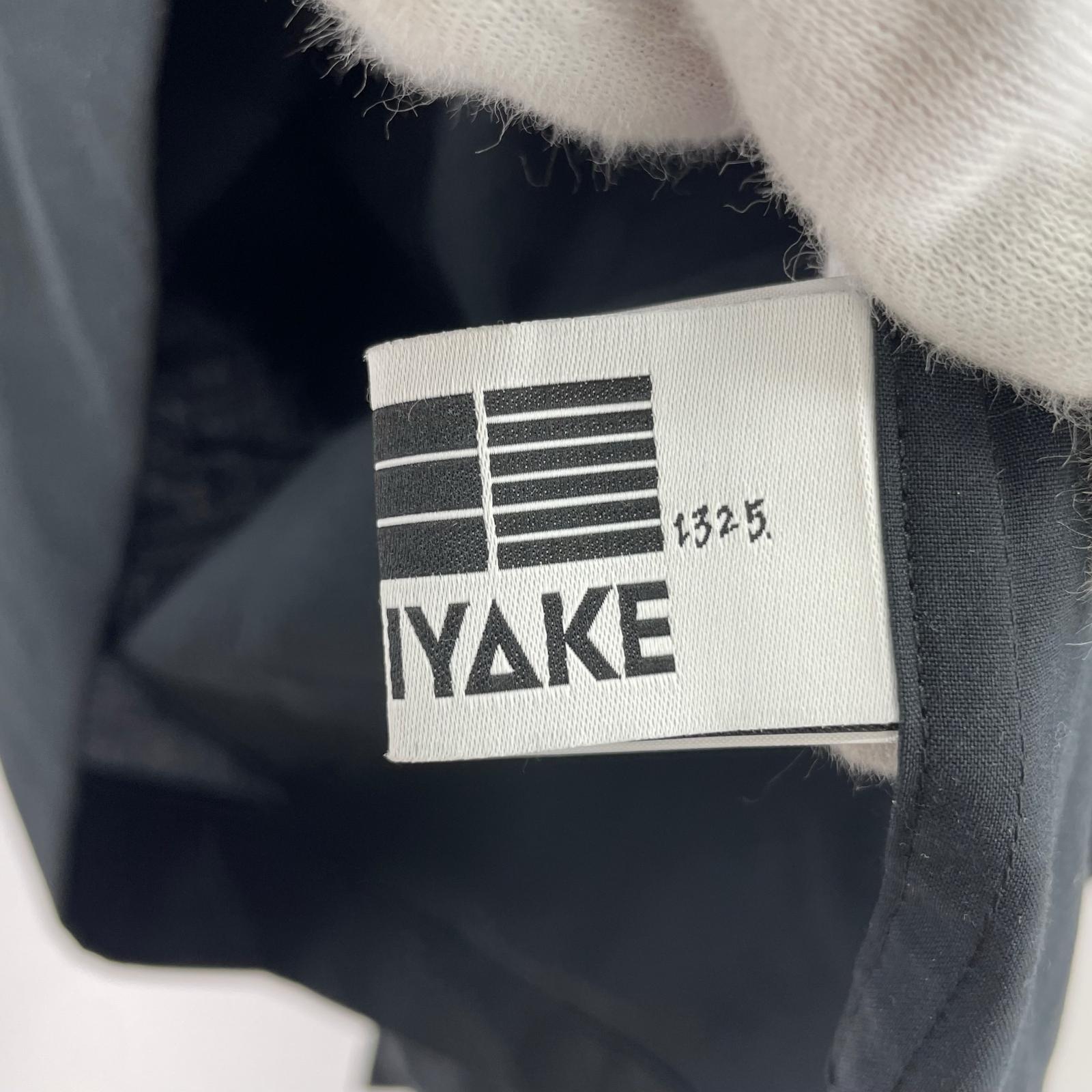 長袖シャツ ISSEY MIYAKE 132.5 ノーカラーシャツ 2 ブラック 2 ブラック