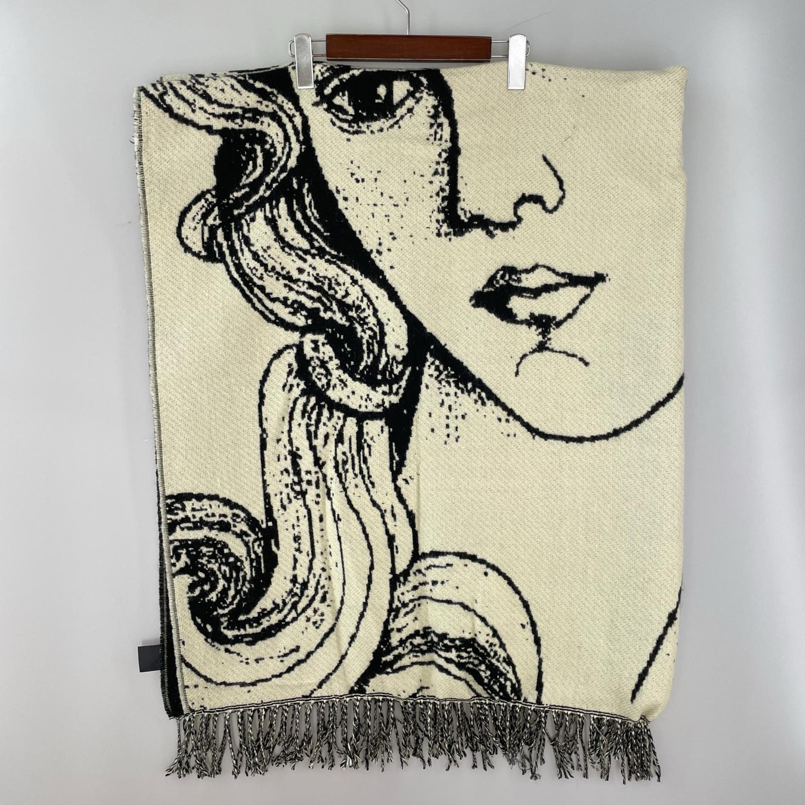 その他アクセサリー Venus Jacquard Blanket