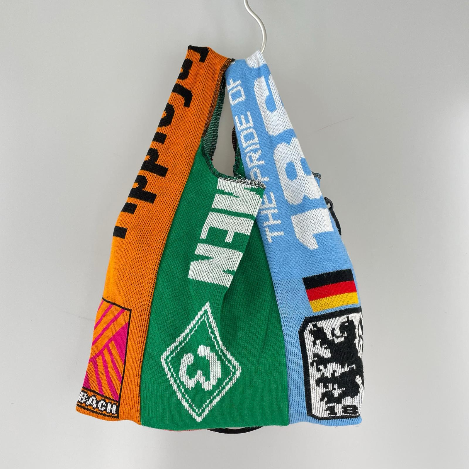 ショルダーバッグ CHANGES VINTAGE SOCCER SCARF BAG マルチカラー